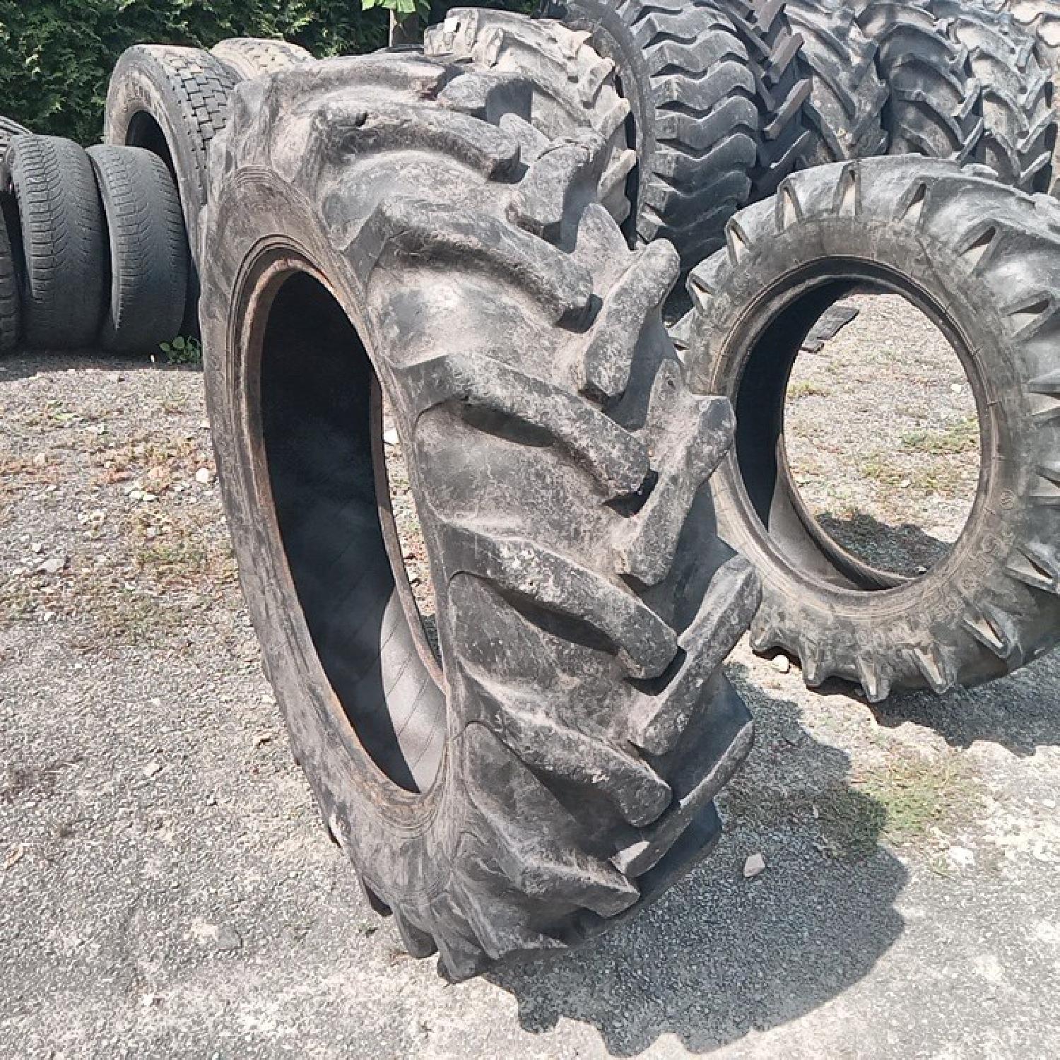  Cauciucuri 12.4-28 (320/85R28) Barum