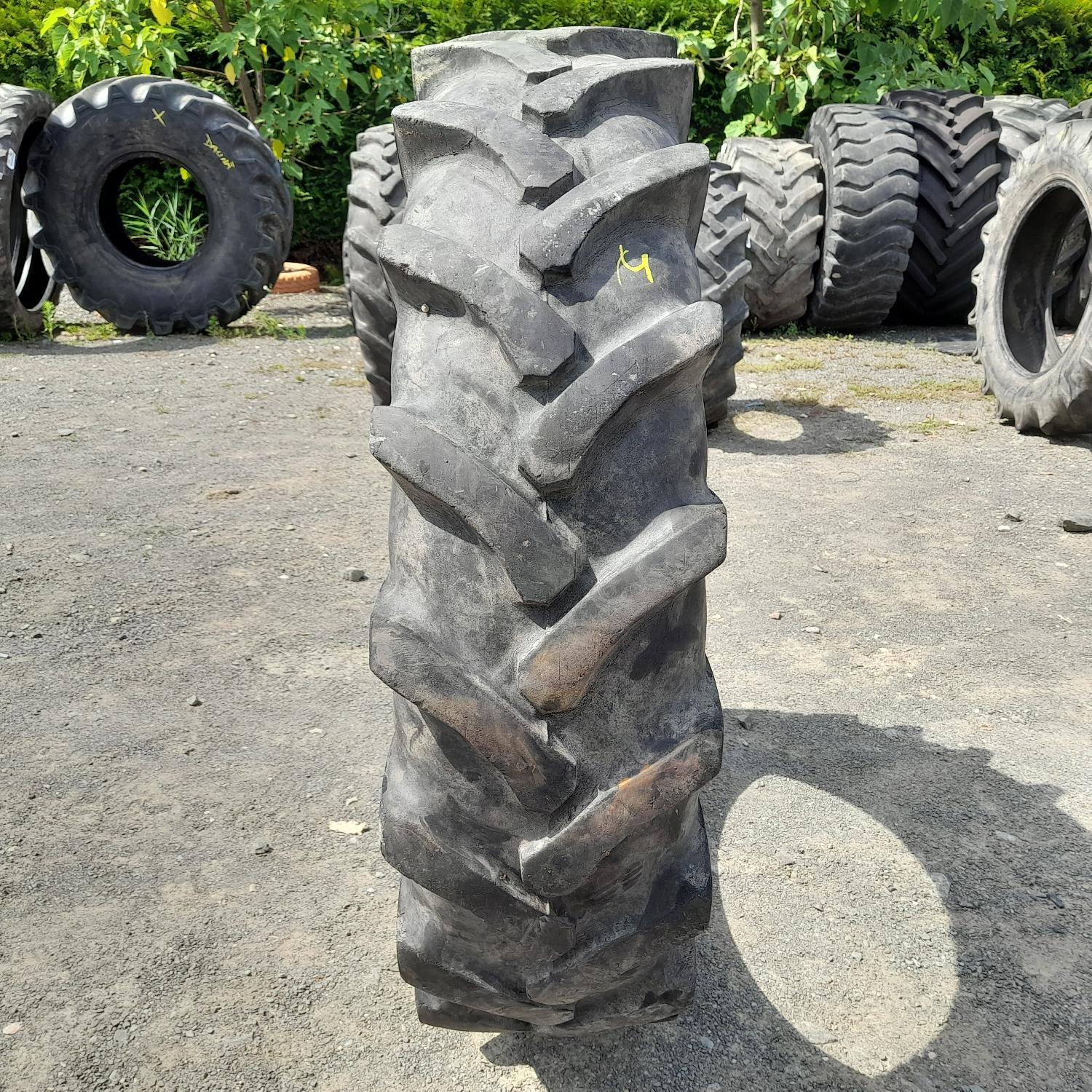  Cauciucuri 12.4R28 (320/85R28) Barum