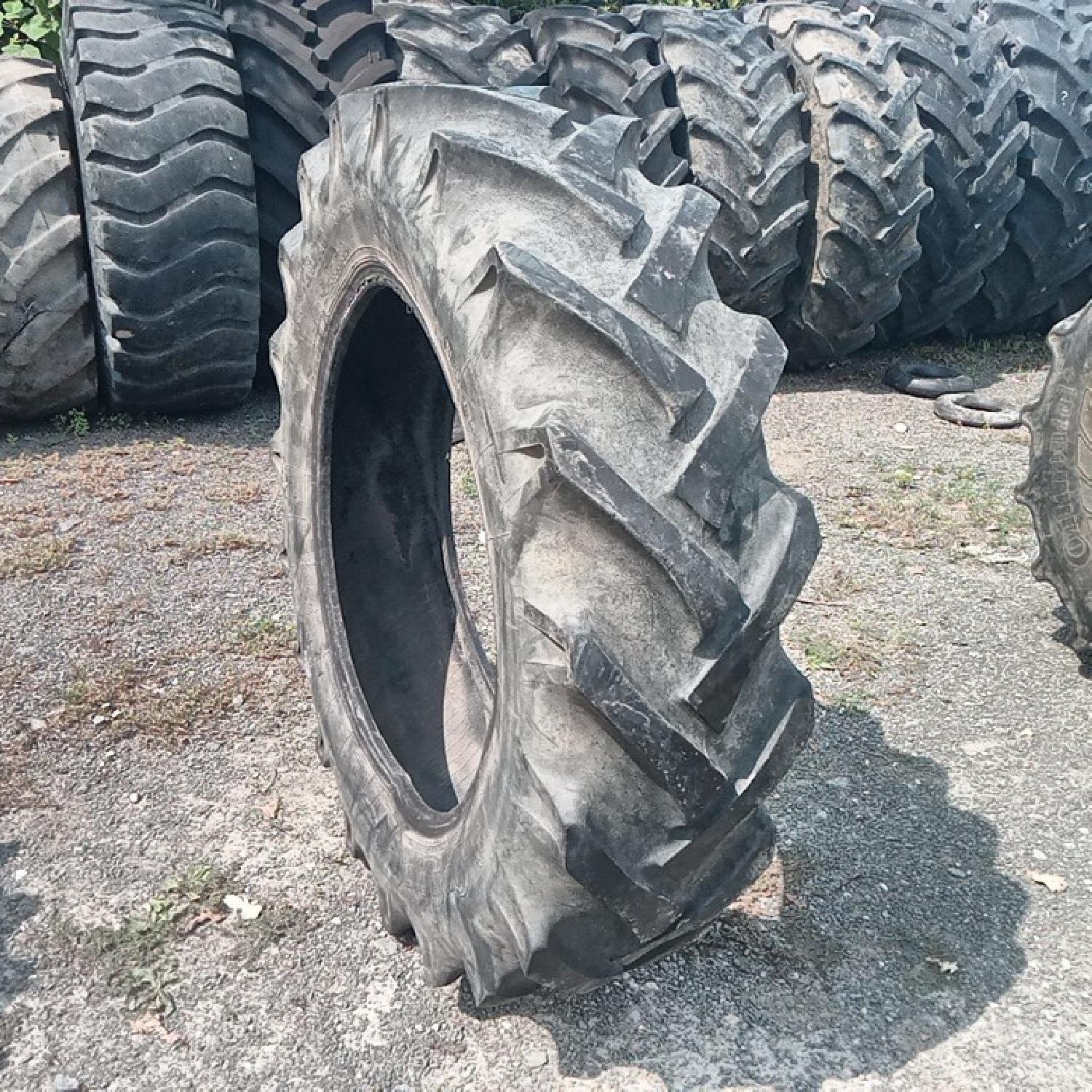 Cauciucuri 12.4-28 (320/85R28) Continental