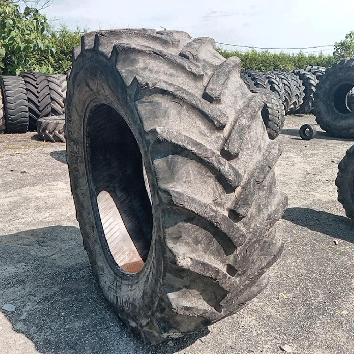  Cauciucuri 600/65R38 Continental