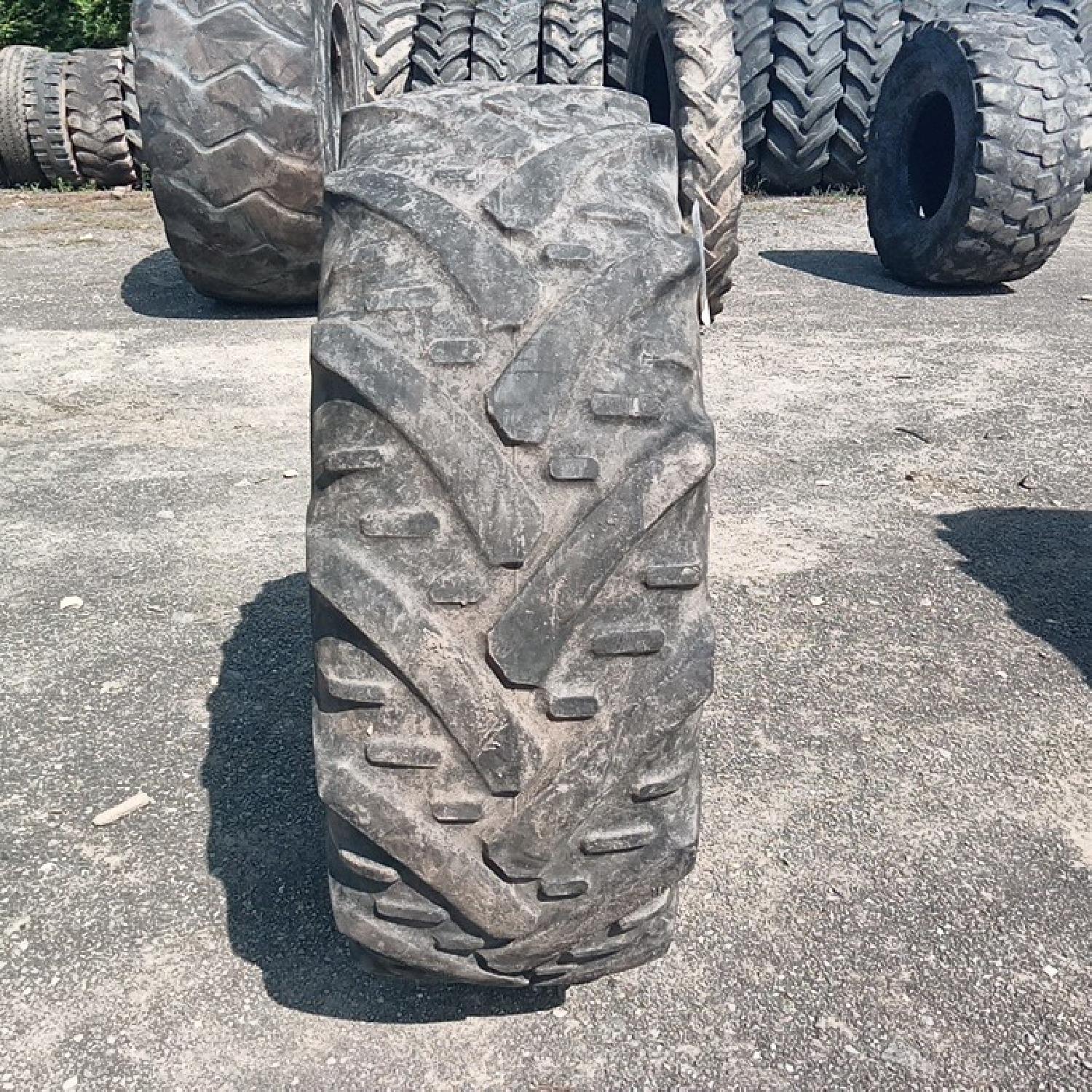  Cauciucuri 340/75R20 Kleber