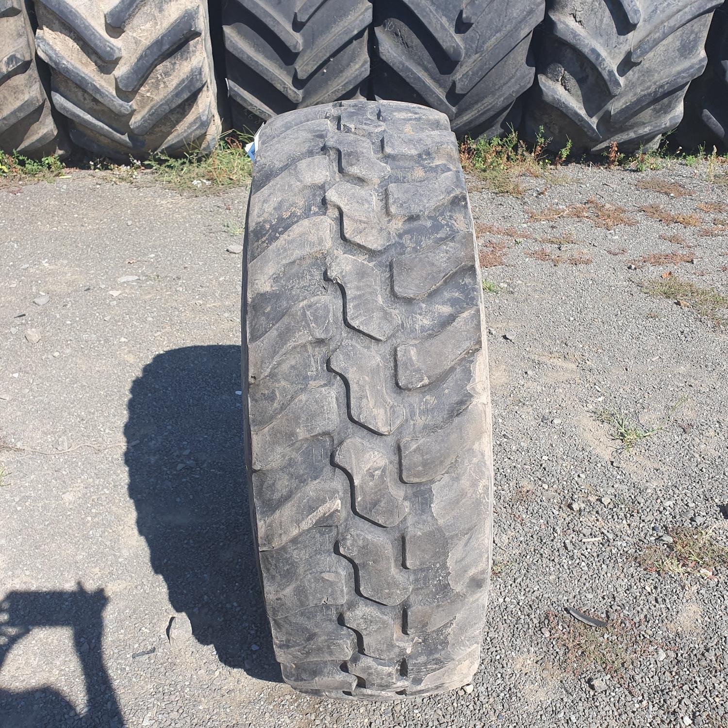  Cauciucuri 335/80R18 Dunlop