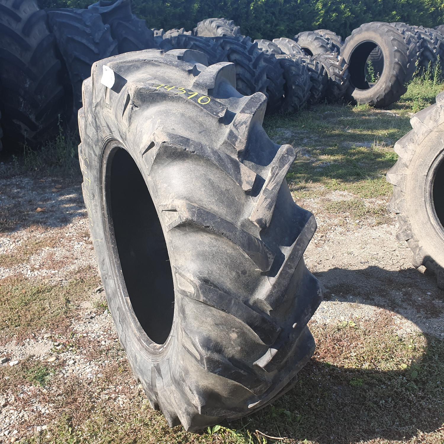  Cauciucuri 14.9-28 (380/85R28) Vredestein