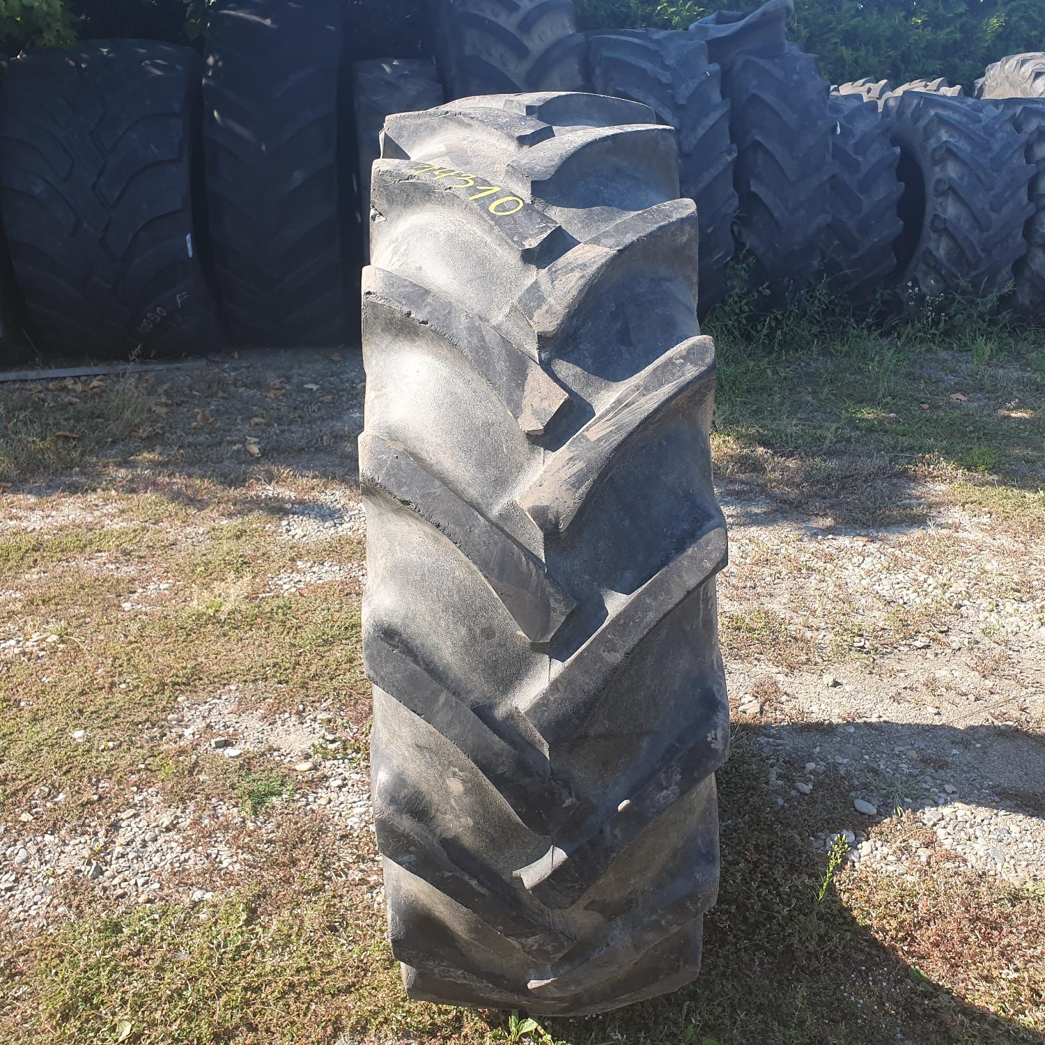  Cauciucuri 14.9-28 (380/85R28) Vredestein