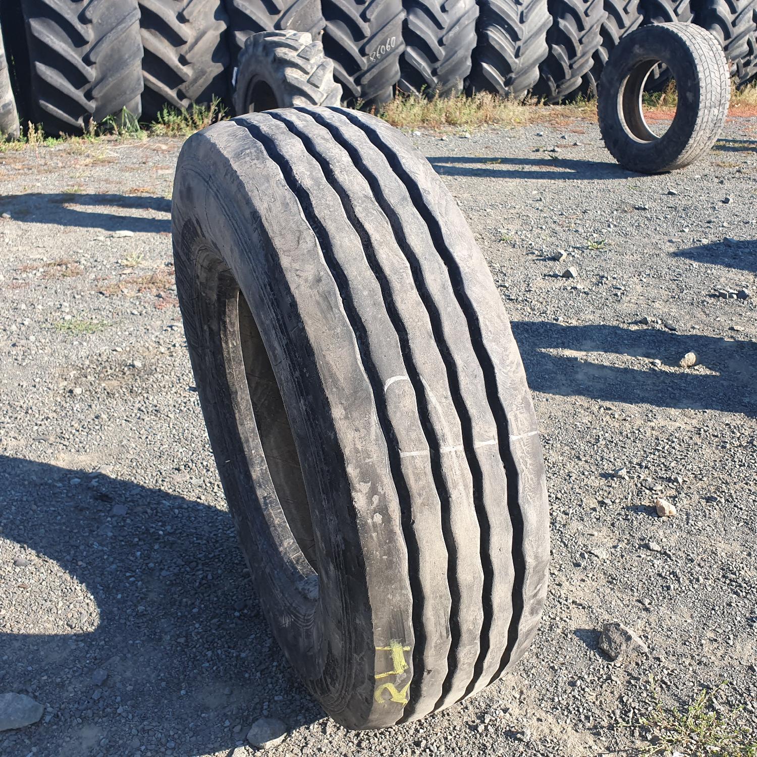  Cauciucuri 235/75R17.5 Riken