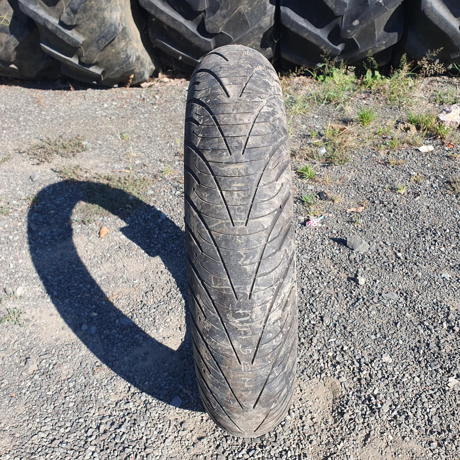  Cauciucuri 120/70R17 Michelin