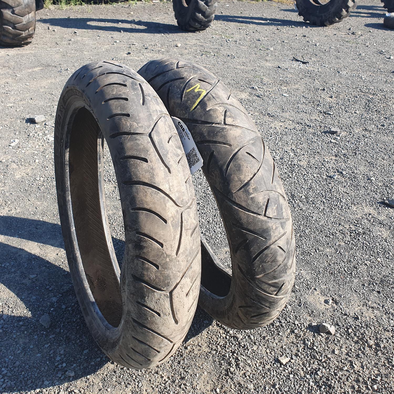  Cauciucuri 120/70R17 Bridgestone