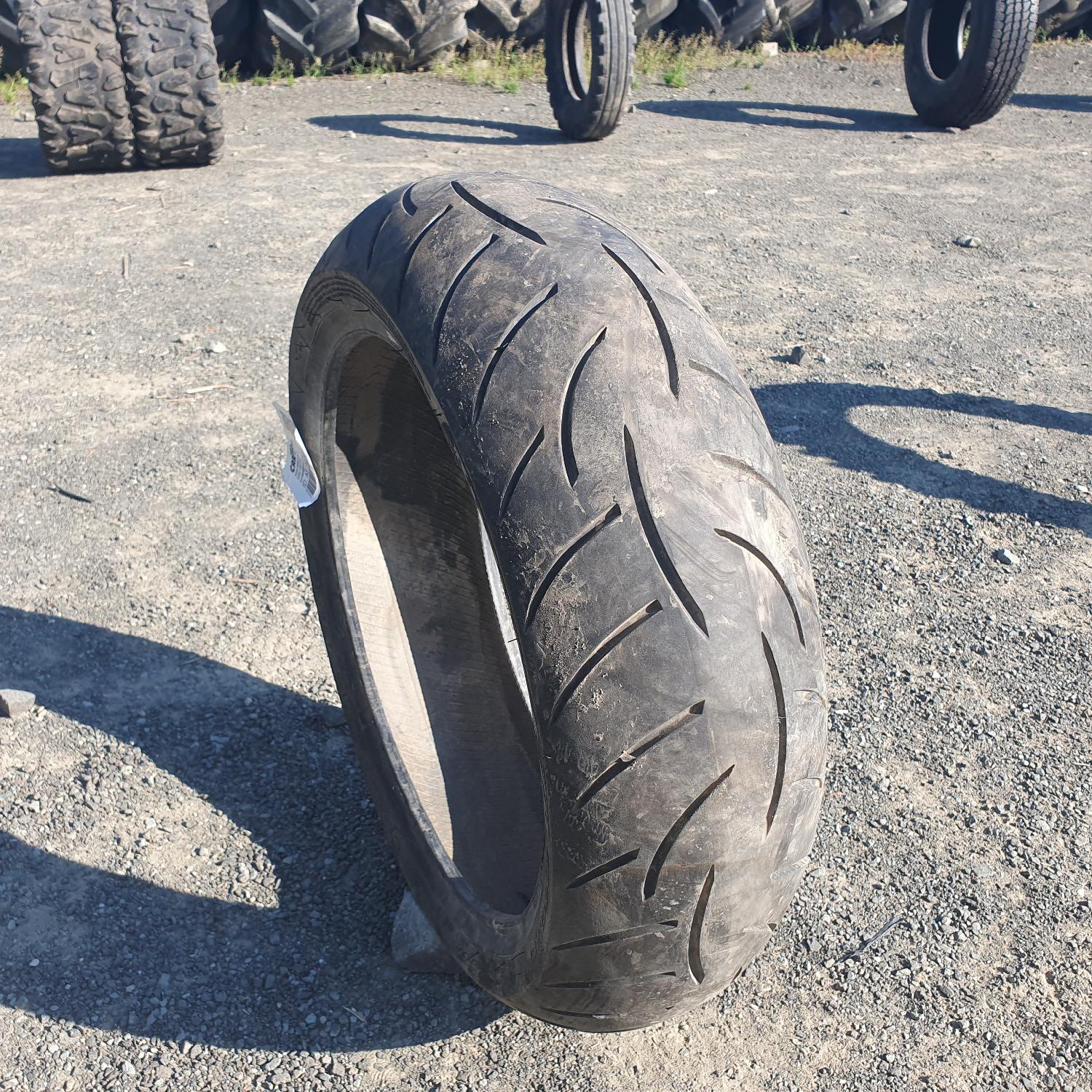  Cauciucuri 180/55R17 Metzeler