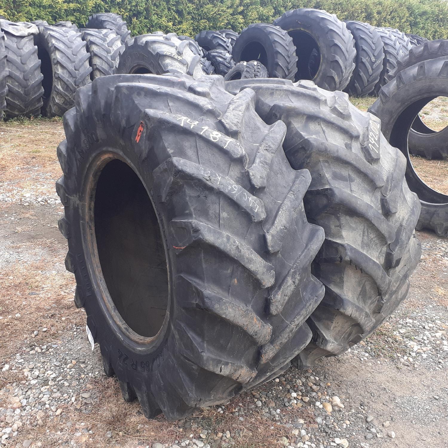  Cauciucuri 440/65R24 Pirelli