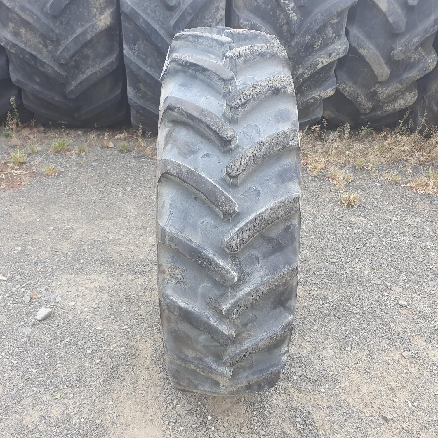  Cauciucuri 260/70R20 Armour