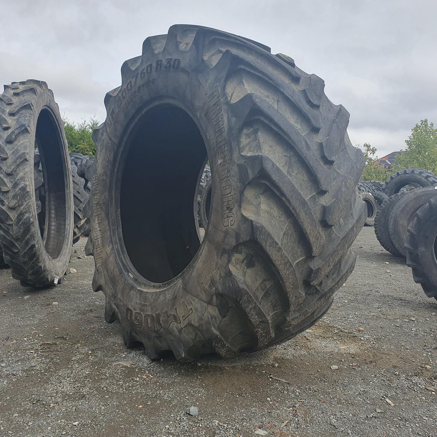  Cauciucuri 600/60R30 Trelleborg