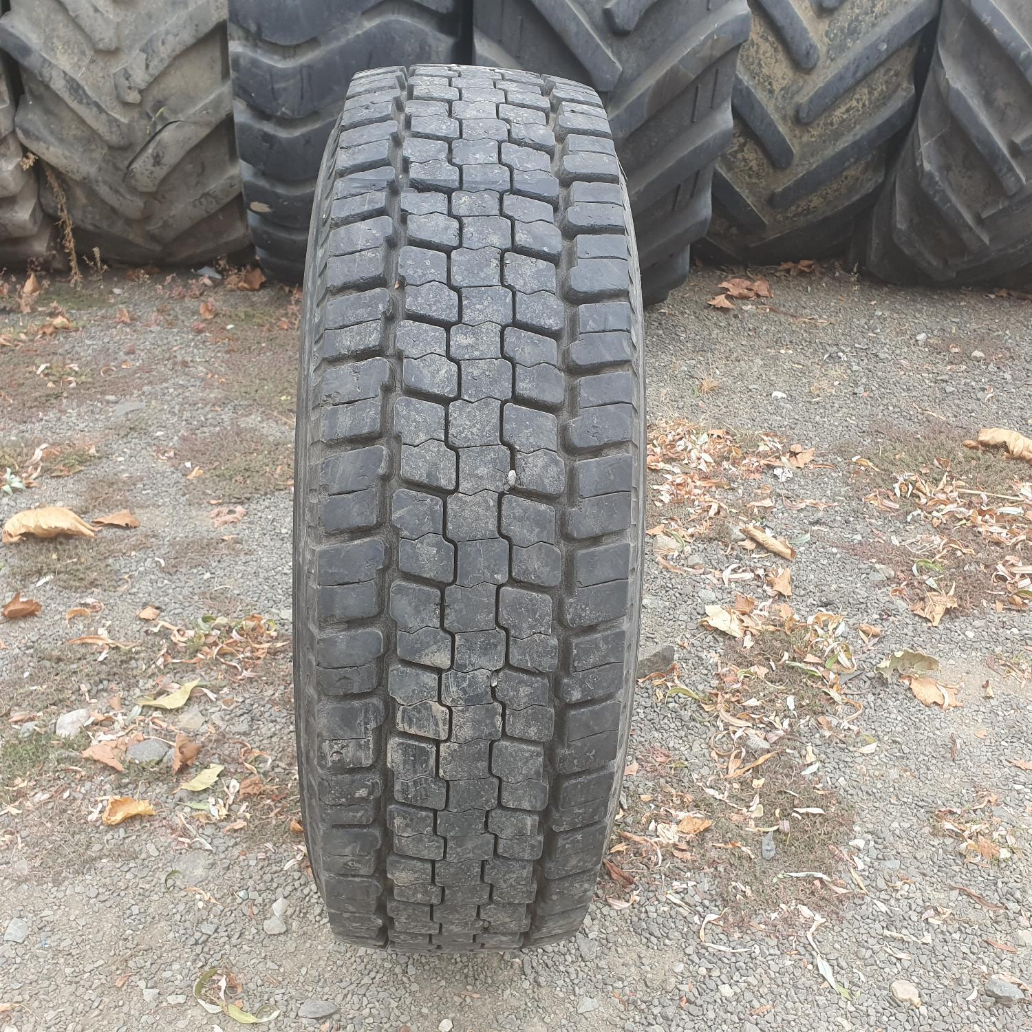  Cauciucuri 235/75R17.5 Uniroyal