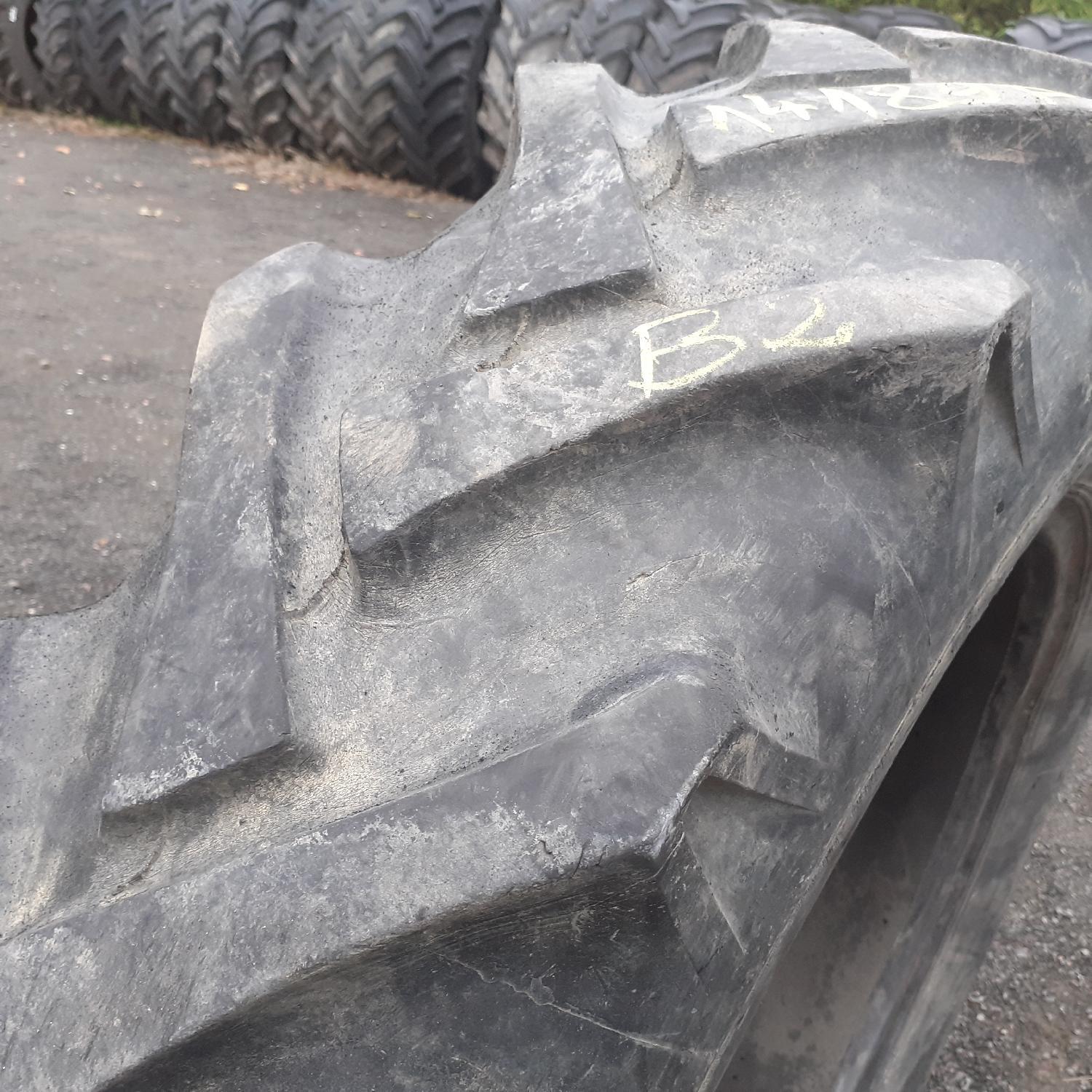  Cauciucuri 12.4-28 (320/85R28) Trelleborg
