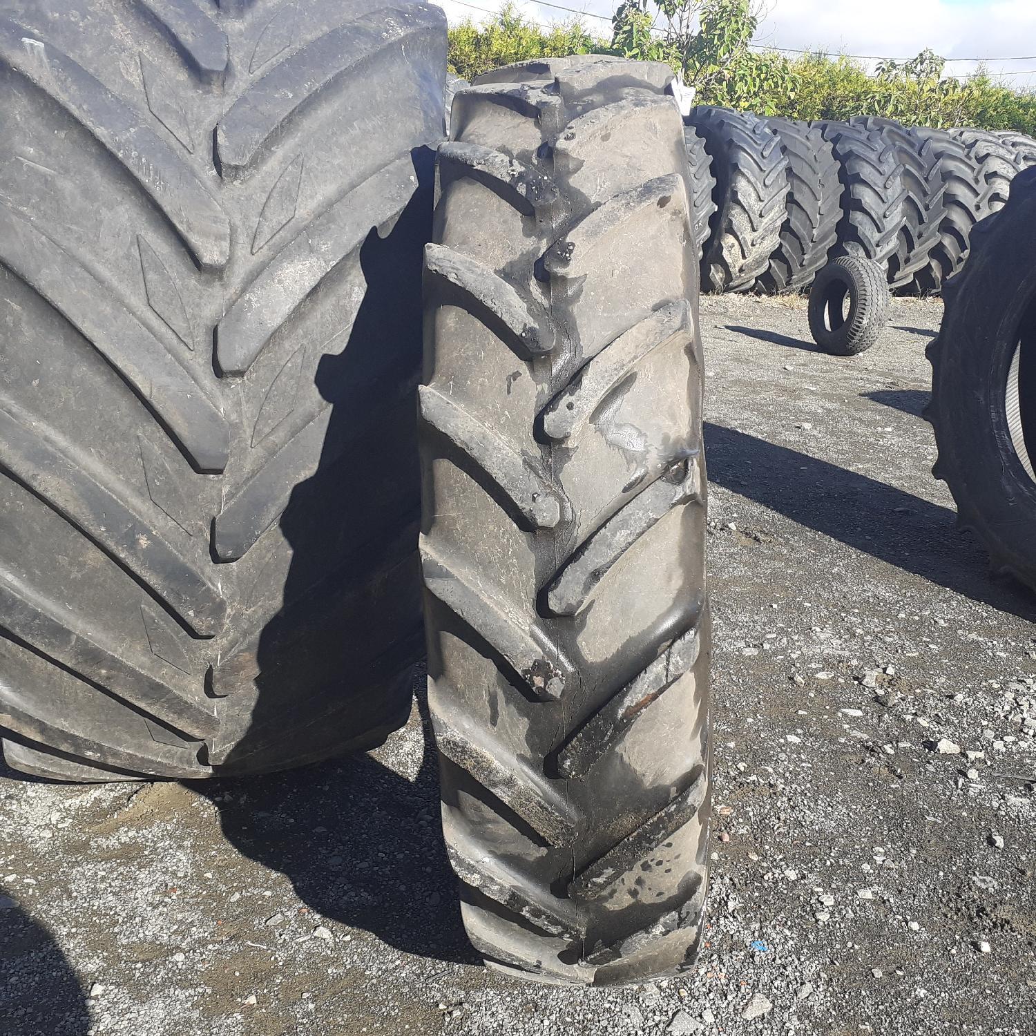  Cauciucuri 12.4R36 Michelin