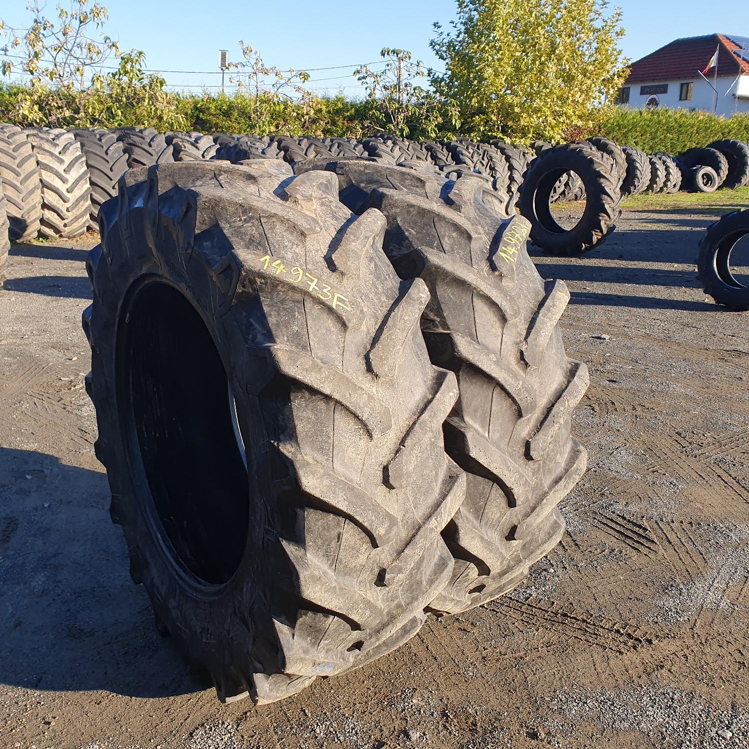  Cauciucuri 420/70R30 Pirelli