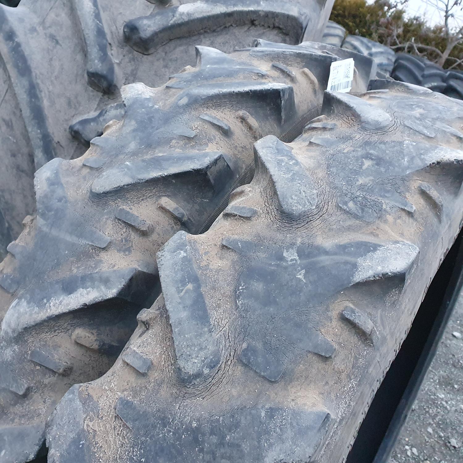  Cauciucuri 8.3R44 (210/95R44) Semperit