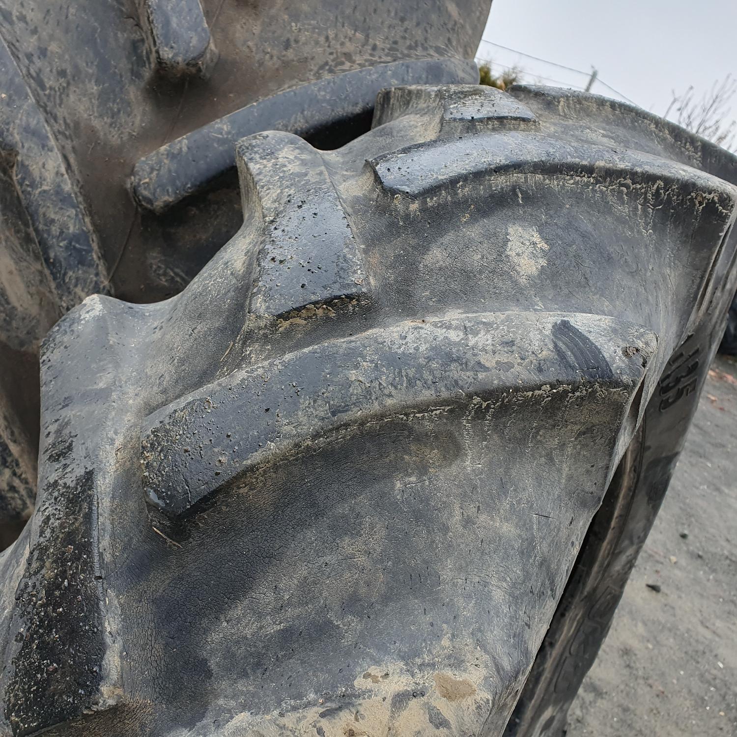  Cauciucuri 14.9-28 (380/85R28) Bkt