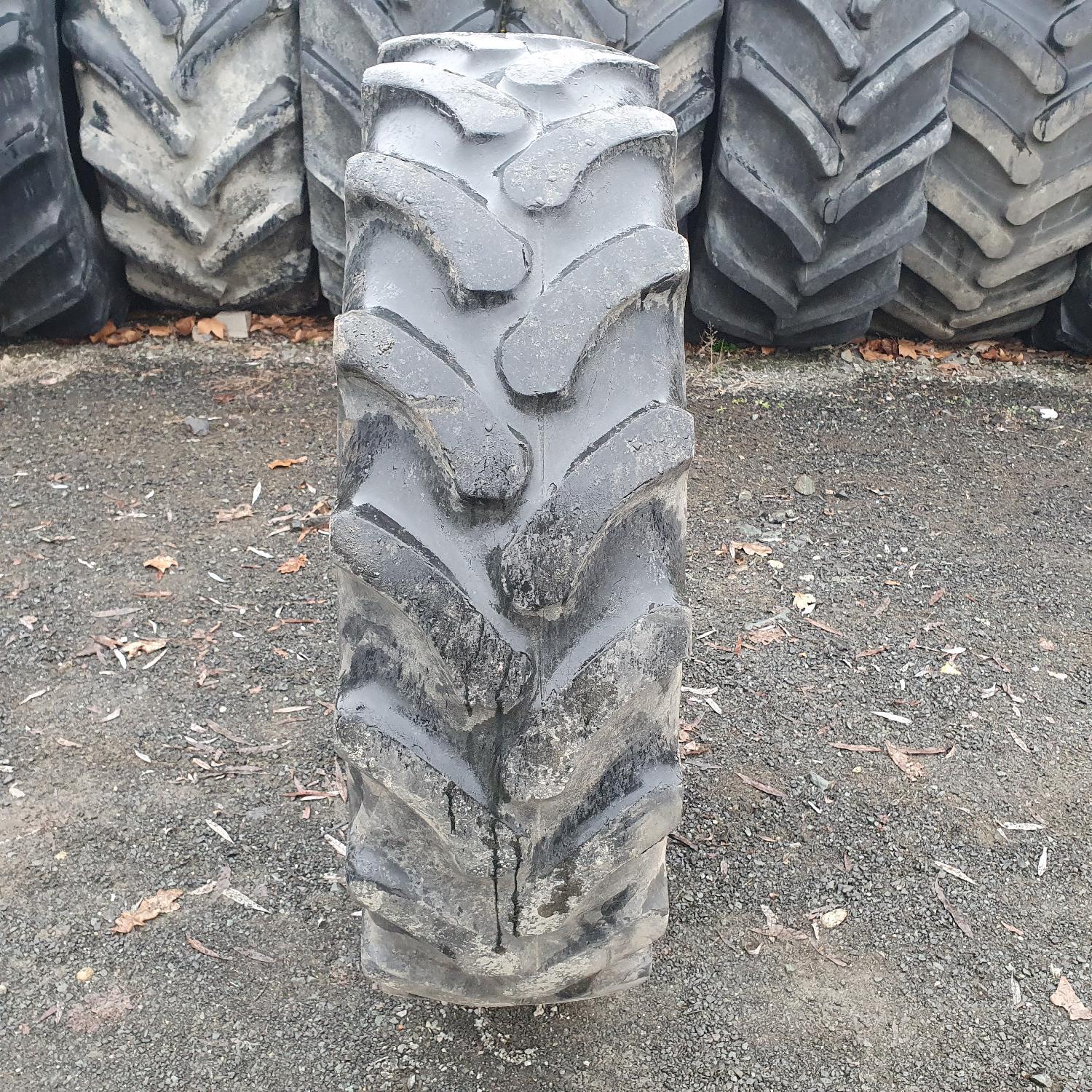  Cauciucuri 12.4R24 Firestone