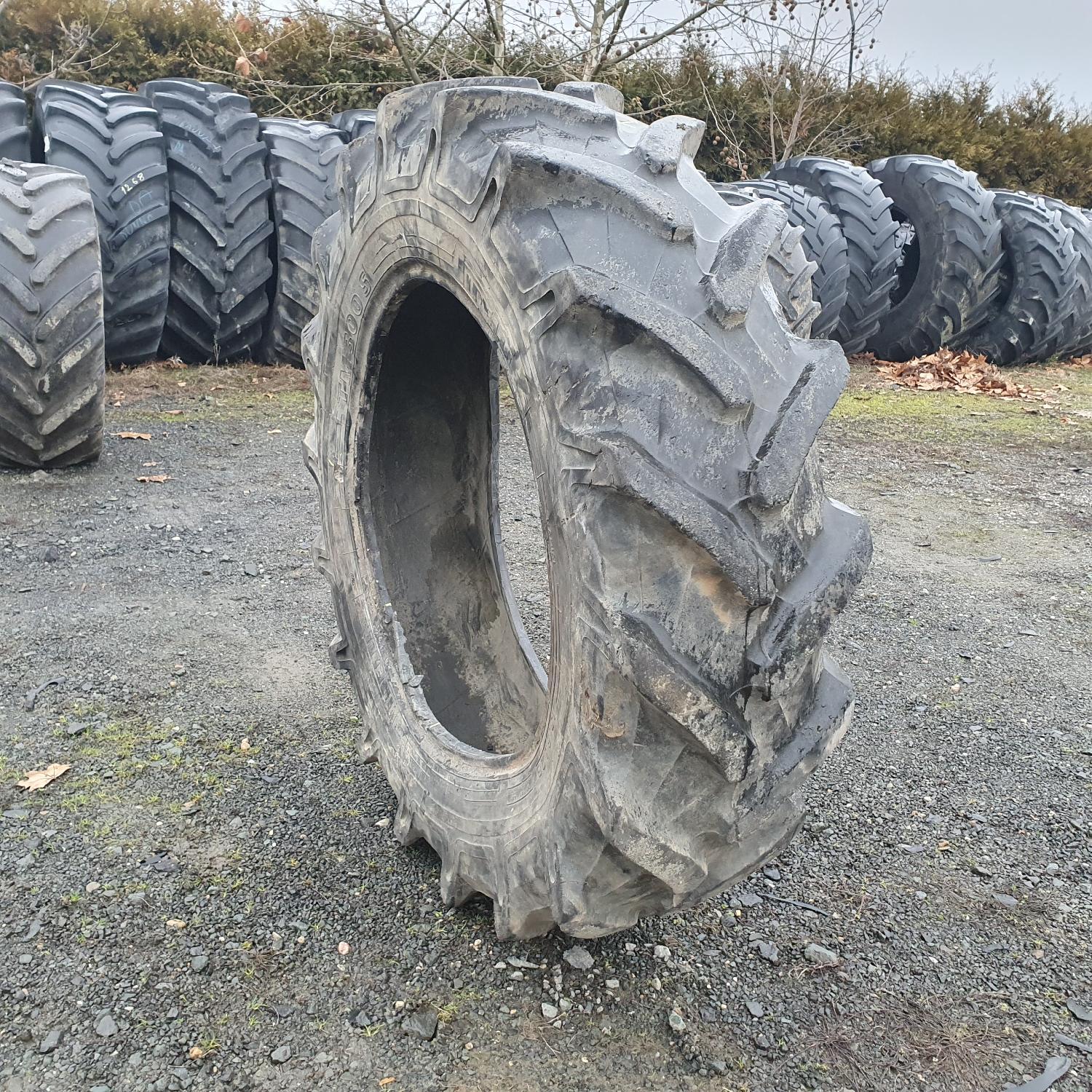  Cauciucuri 13.6R28 (340/85R28) Pirelli