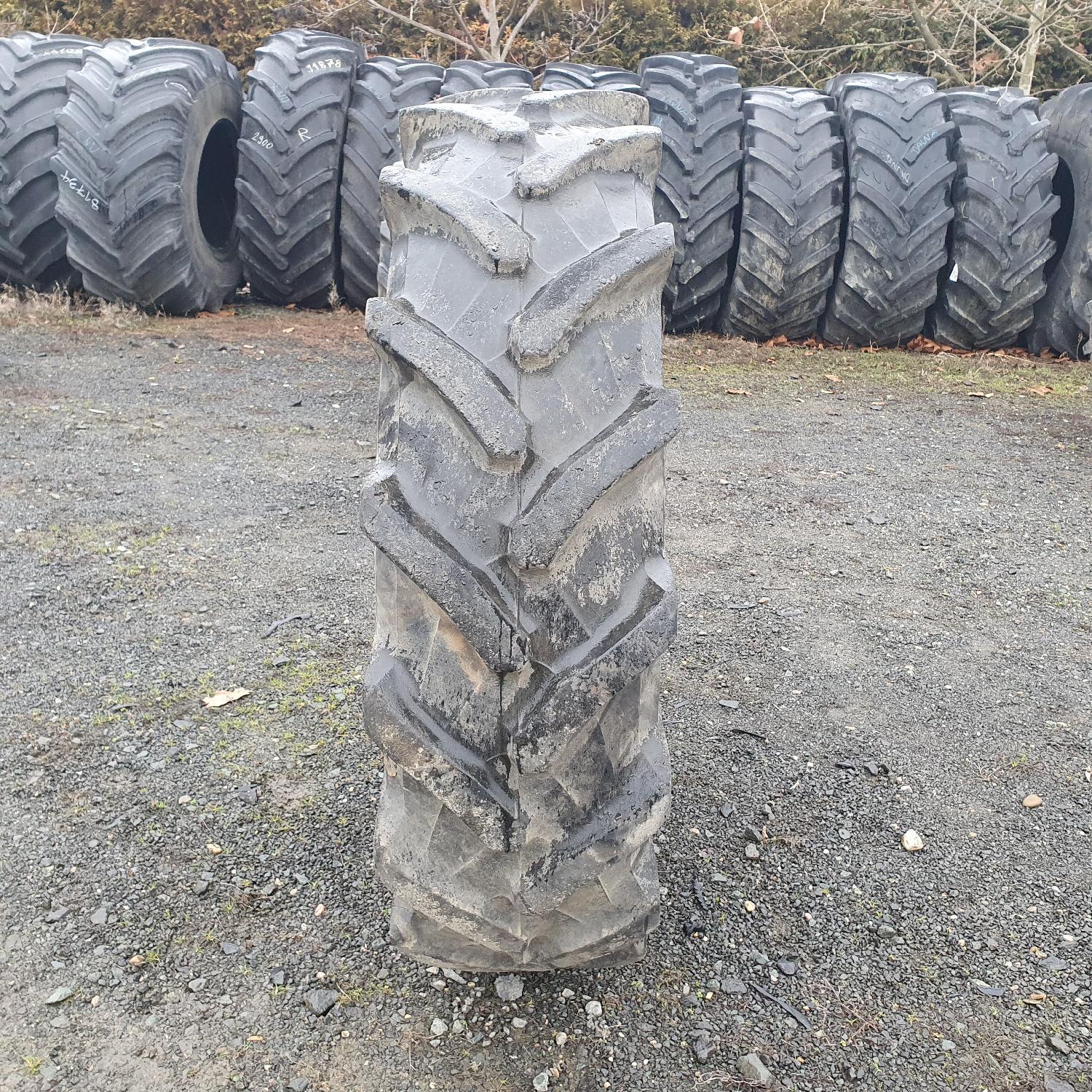  Cauciucuri 13.6R28 (340/85R28) Pirelli