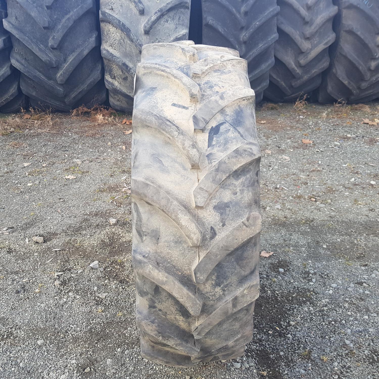  Cauciucuri 340/85R24 Vredestein