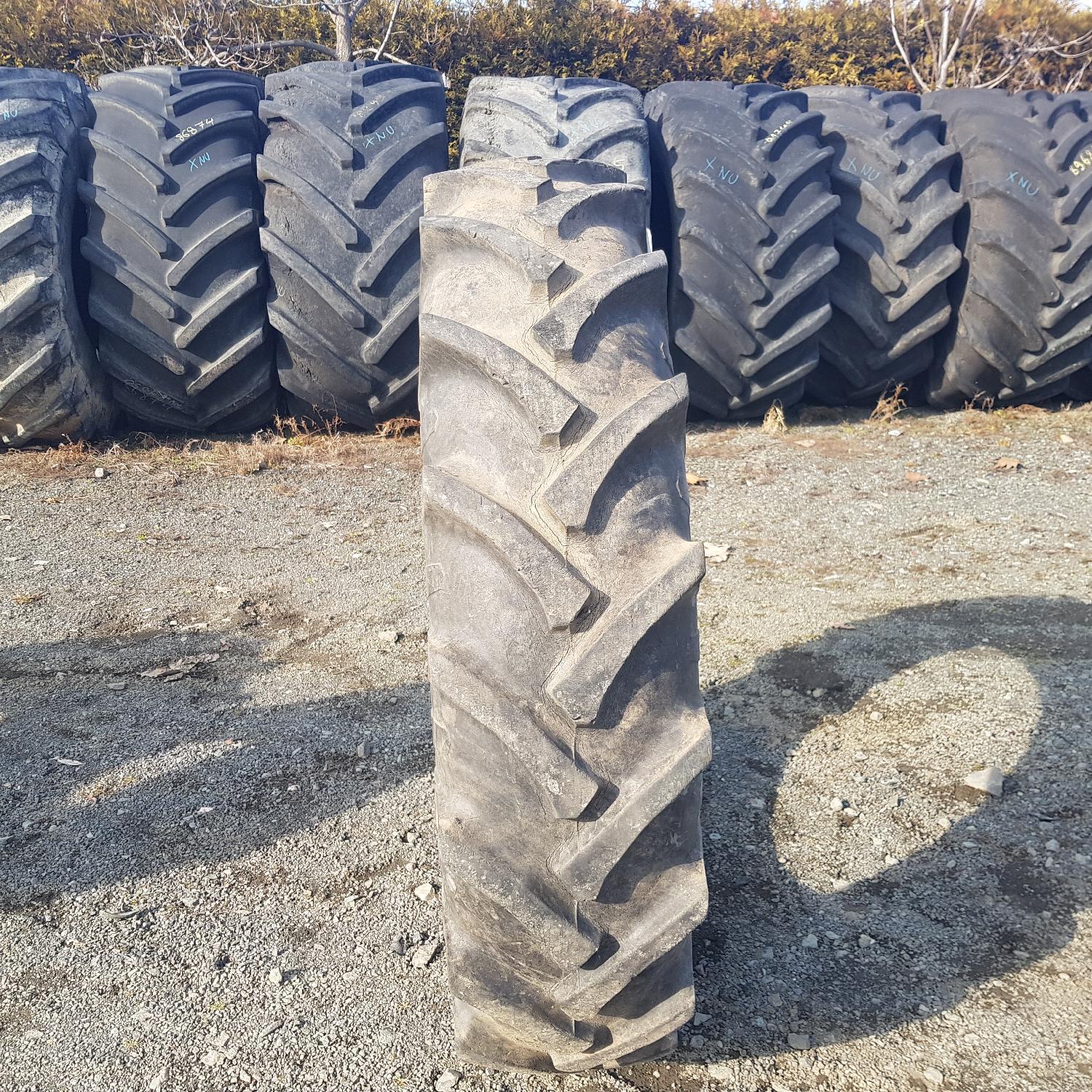  Cauciucuri 12.4R32 Pirelli