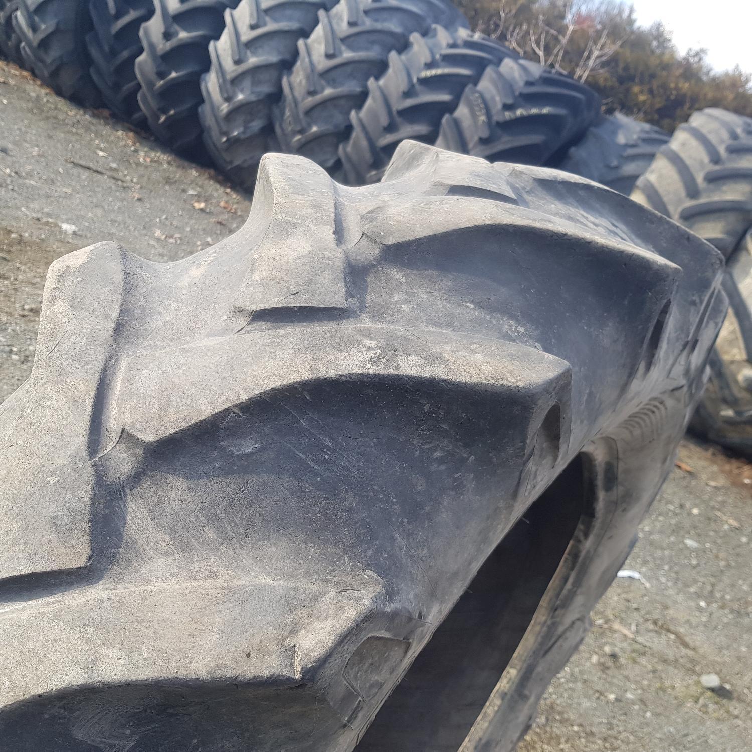 Cauciucuri 12.4-28 (320/85R28) Bkt