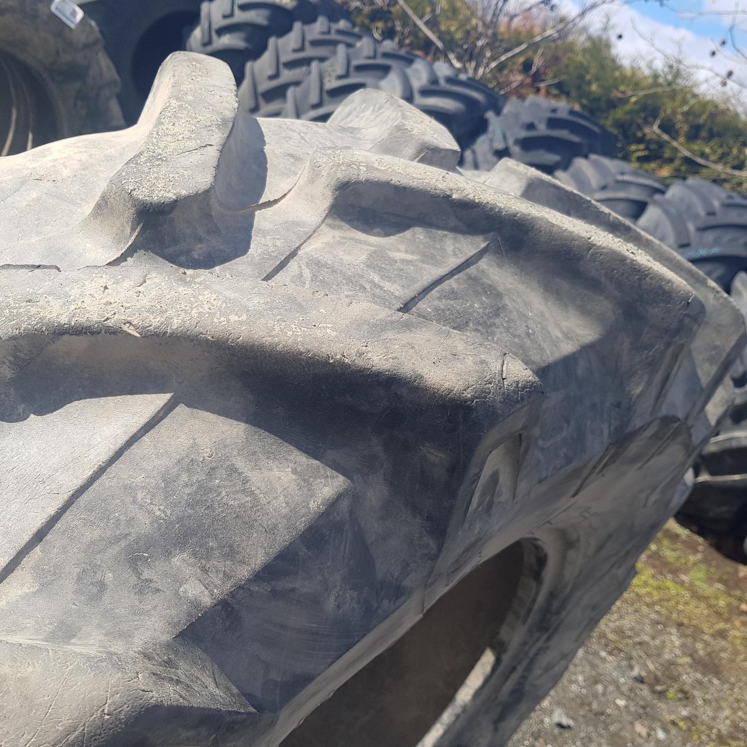  Cauciucuri 420/70R28 Pirelli