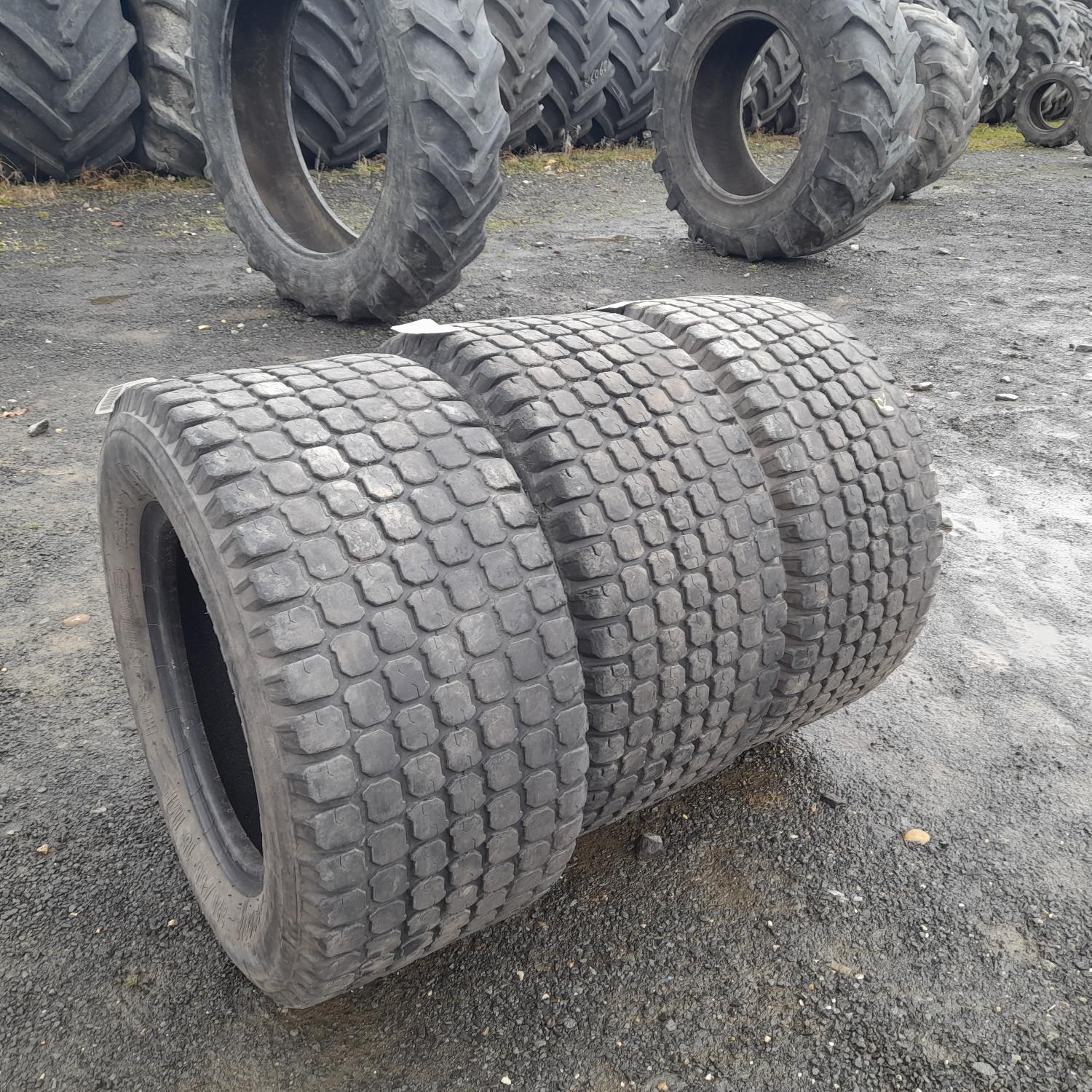  Cauciucuri 320/55-15  Trelleborg