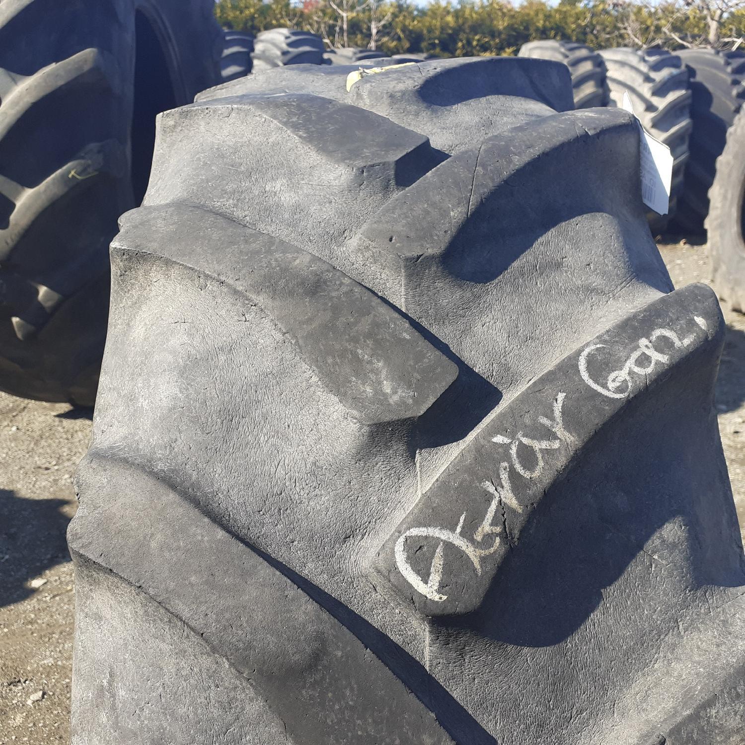  Cauciucuri 340/85R24 (13.6R24) Continental