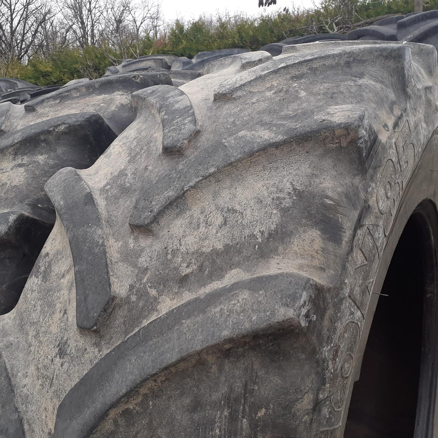  Cauciucuri 420/85R30 (16.9R30) Vredestein