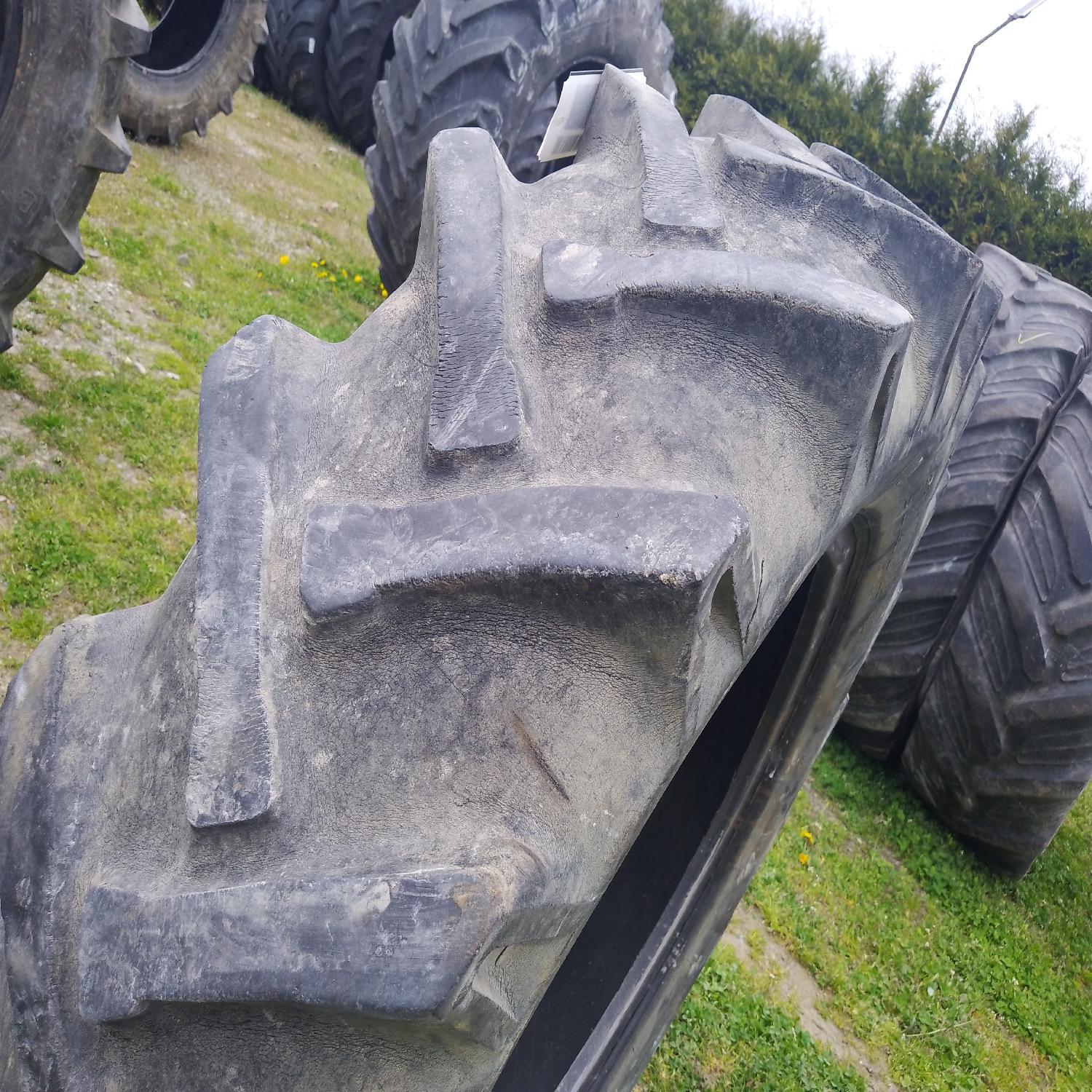  Cauciucuri 9.00-24  Semperit