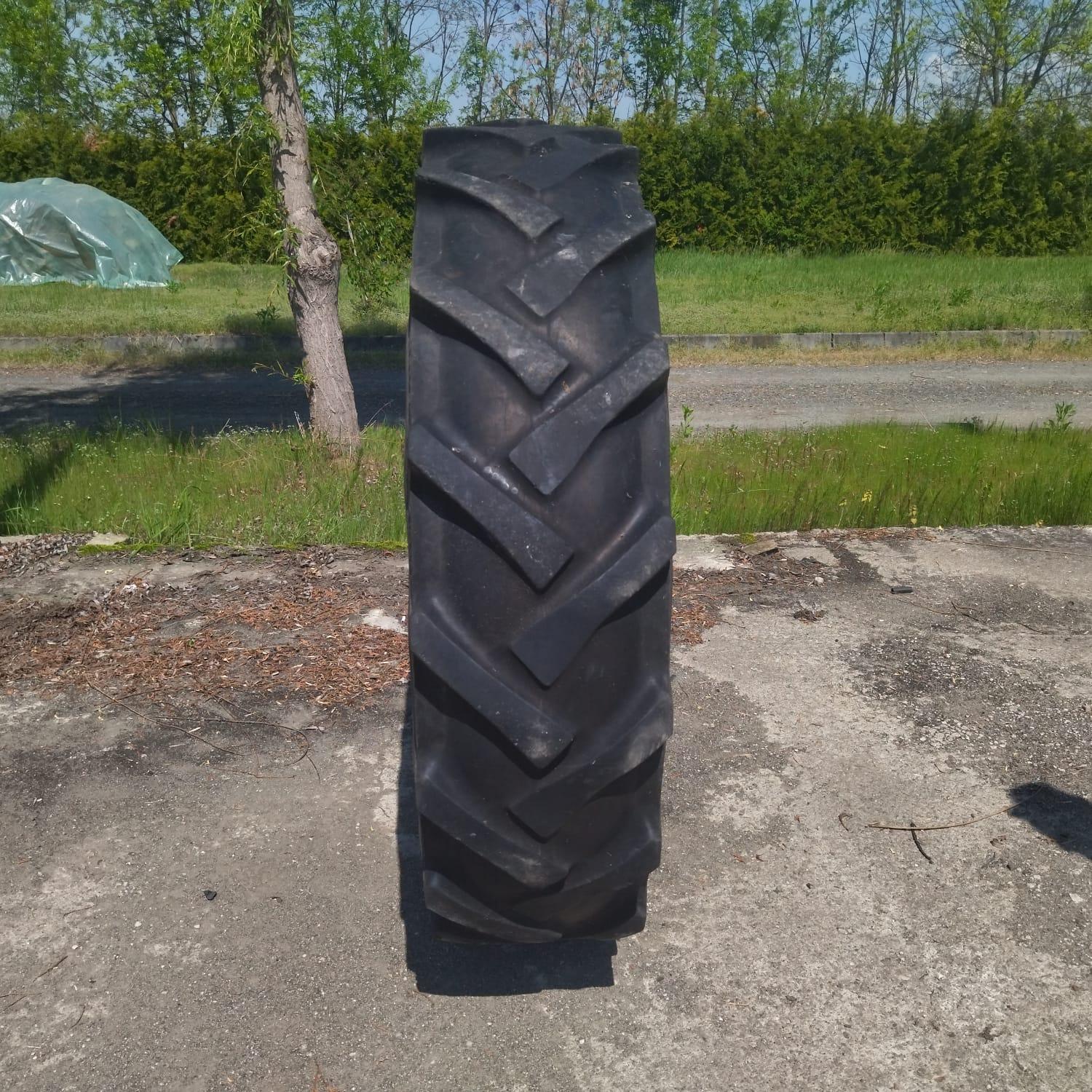  Cauciucuri 12.4R32 Semperit