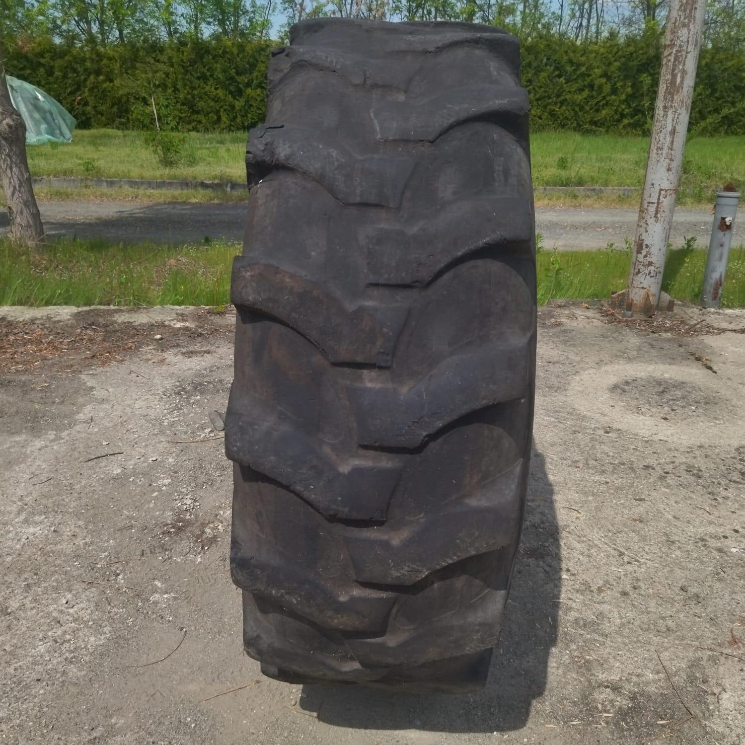  Cauciucuri 16.9-28 (420/85R28) Barum