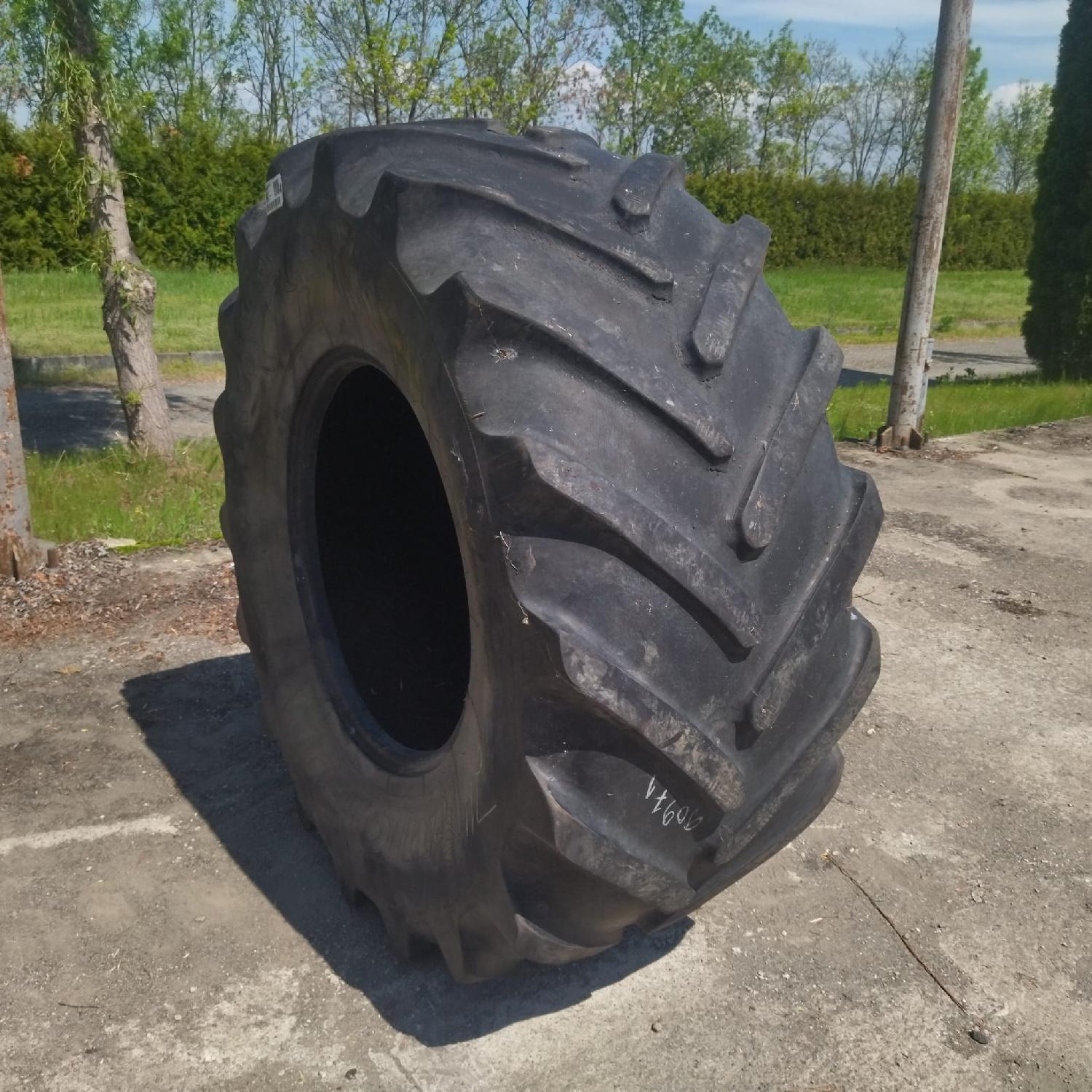 Cauciucuri 600/70R28 Michelin