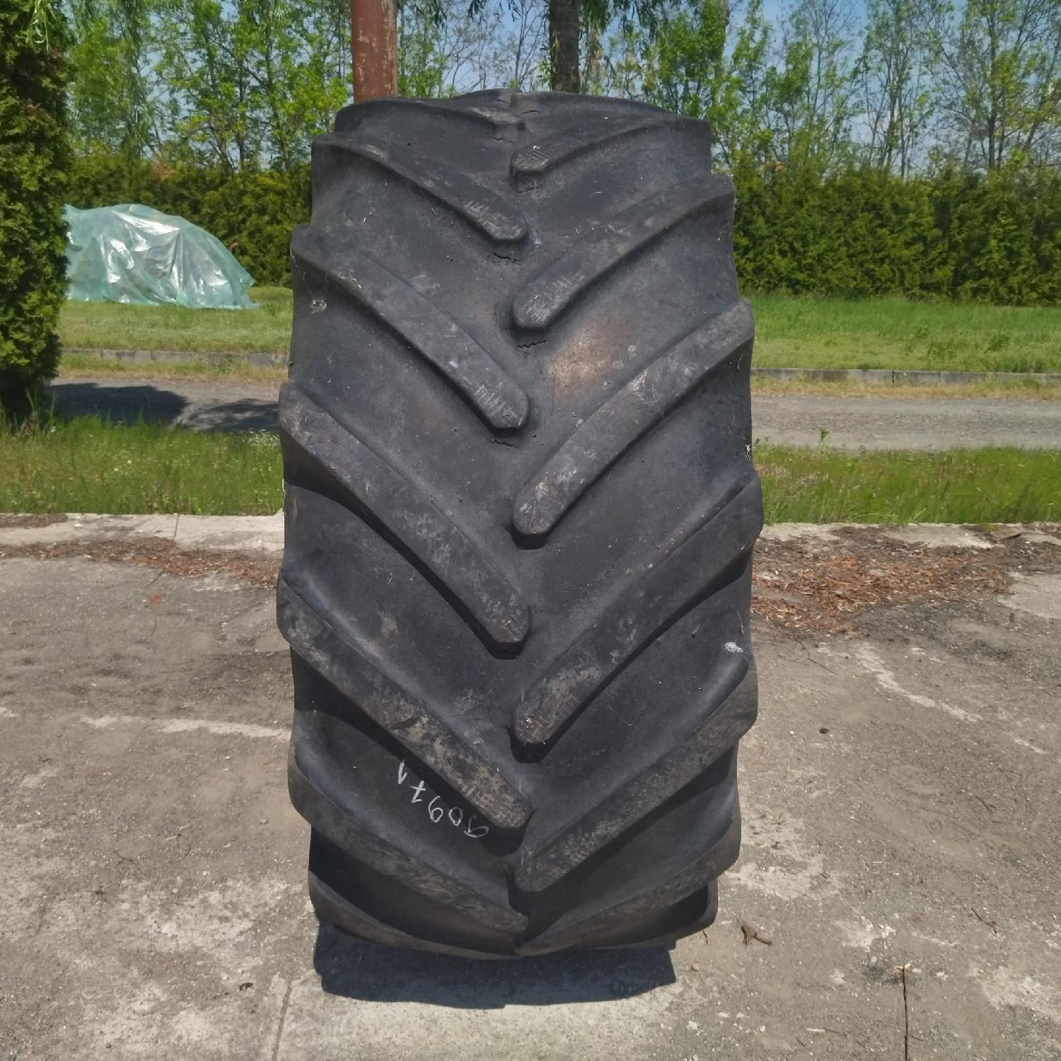  Cauciucuri 600/70R28 Michelin