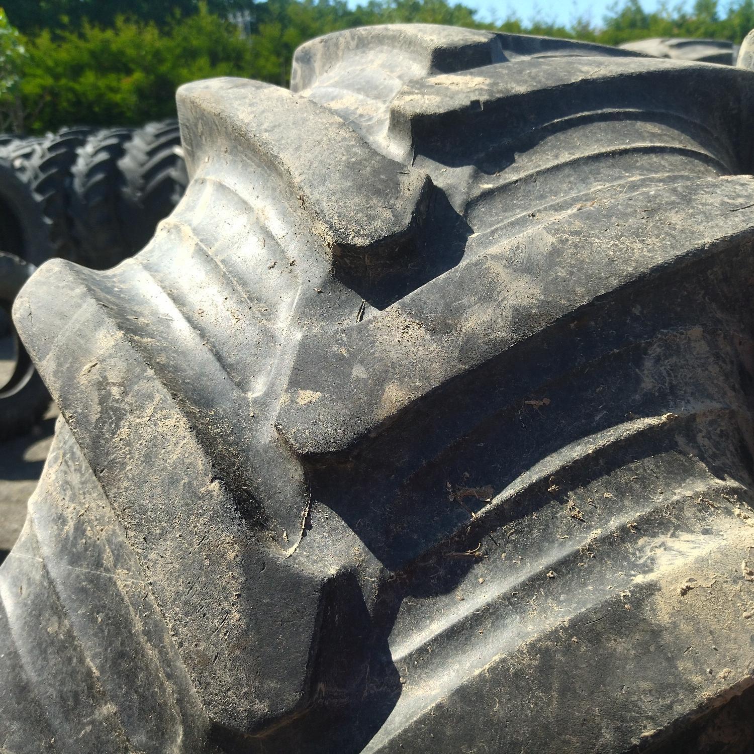 Cauciucuri 380/70R24 Taurus