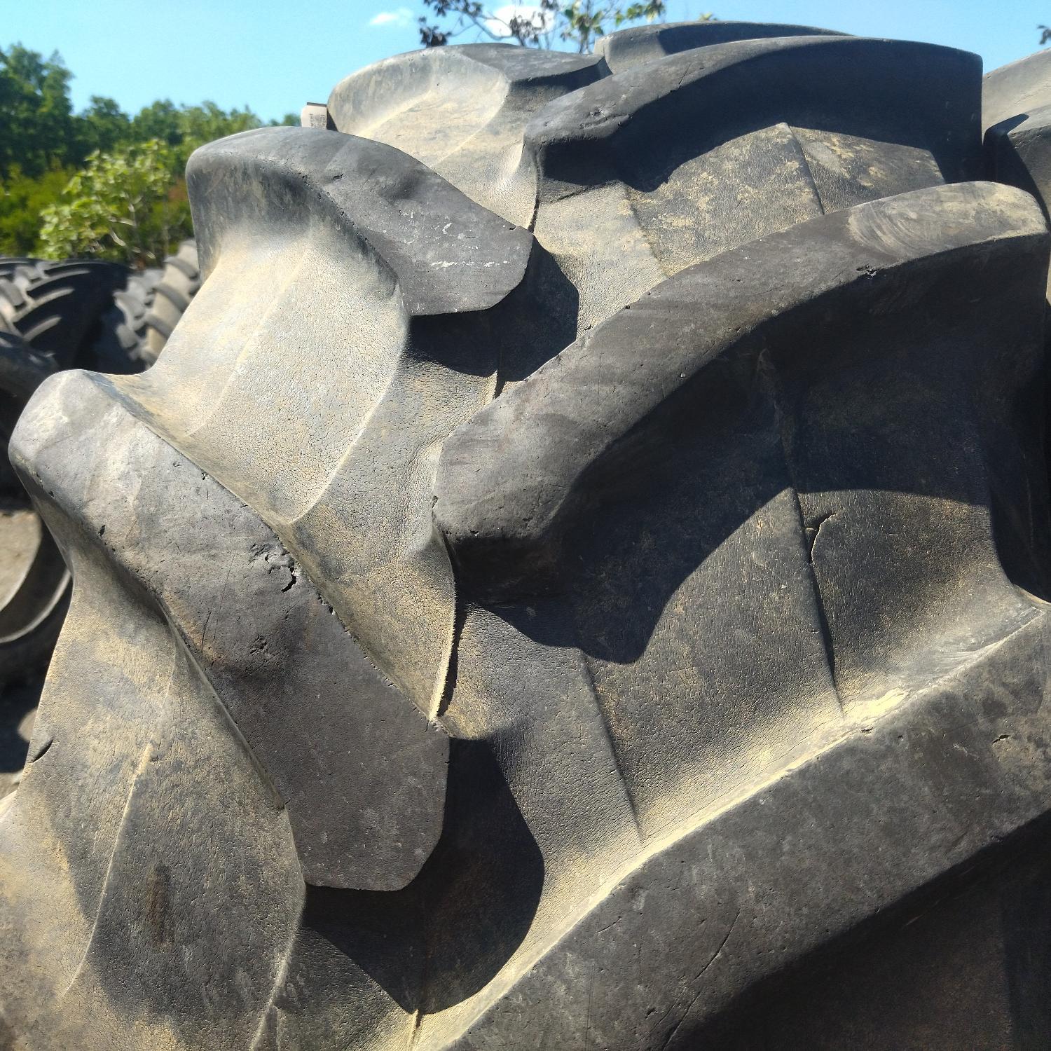  Cauciucuri 480/70R28 Pirelli