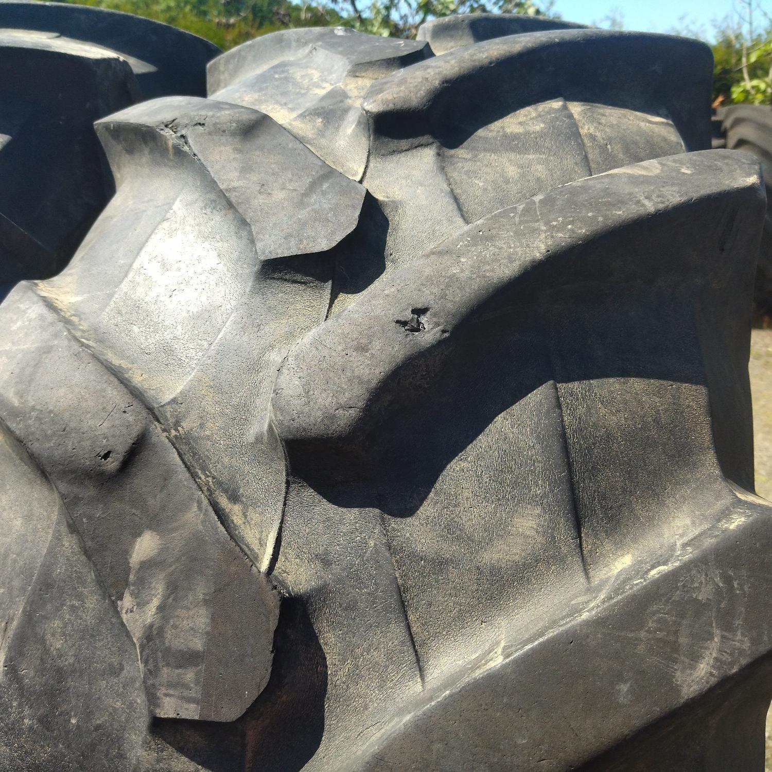  Cauciucuri 480/70R28 Pirelli