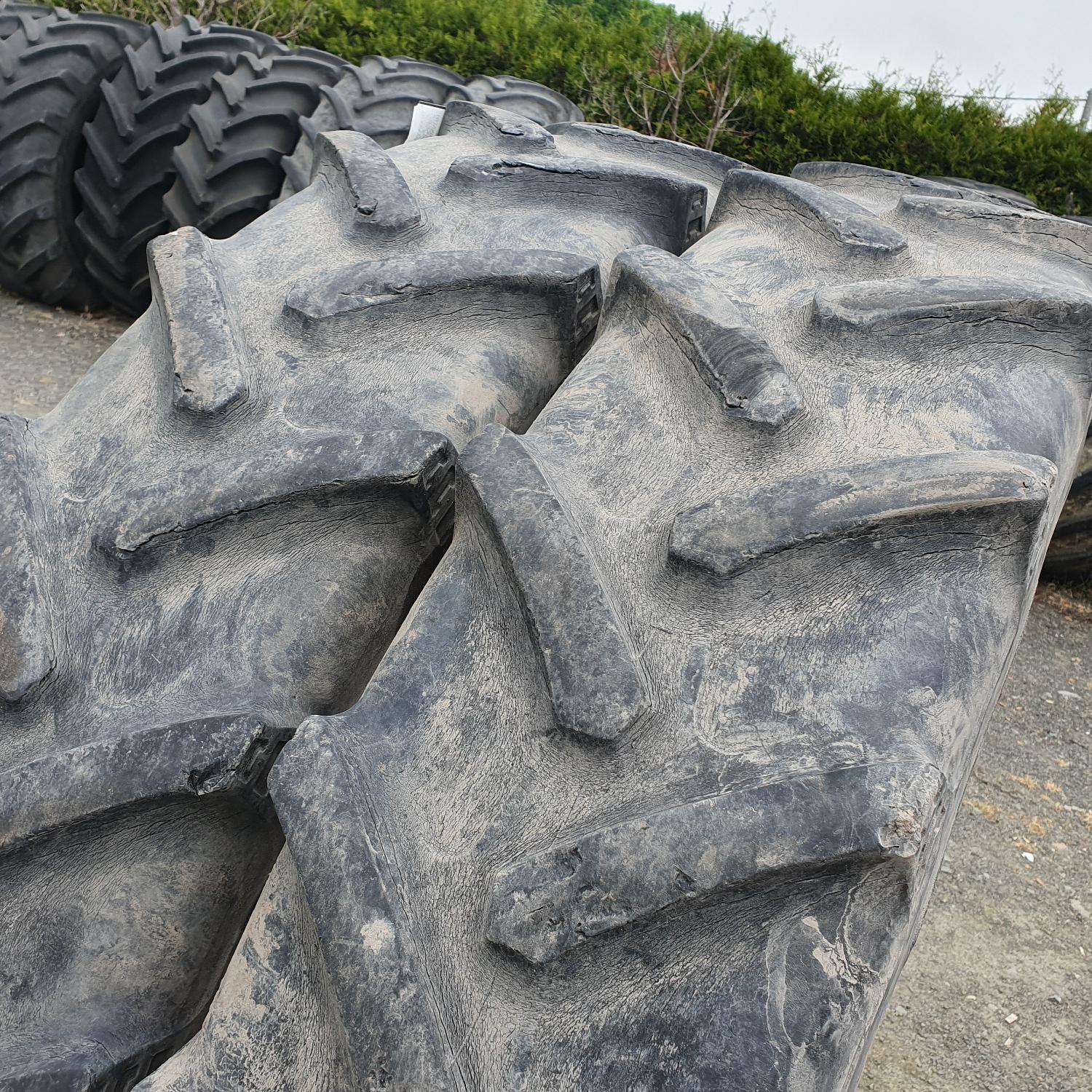  Cauciucuri 270/95R38 Bkt