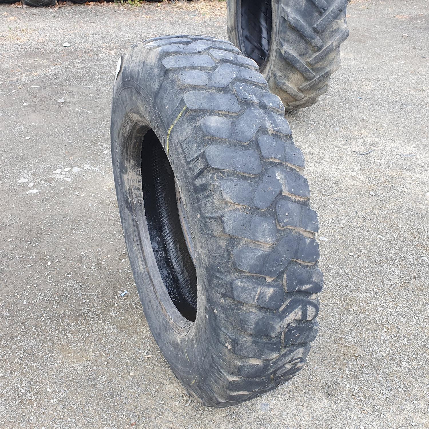  Cauciucuri 10R22.5 Uniroyal