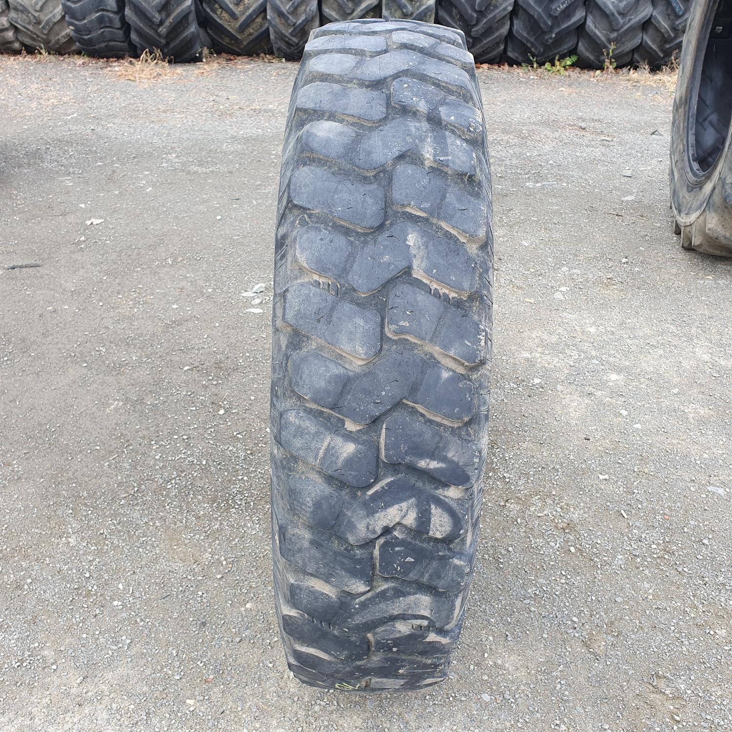  Cauciucuri 10R22.5 Uniroyal