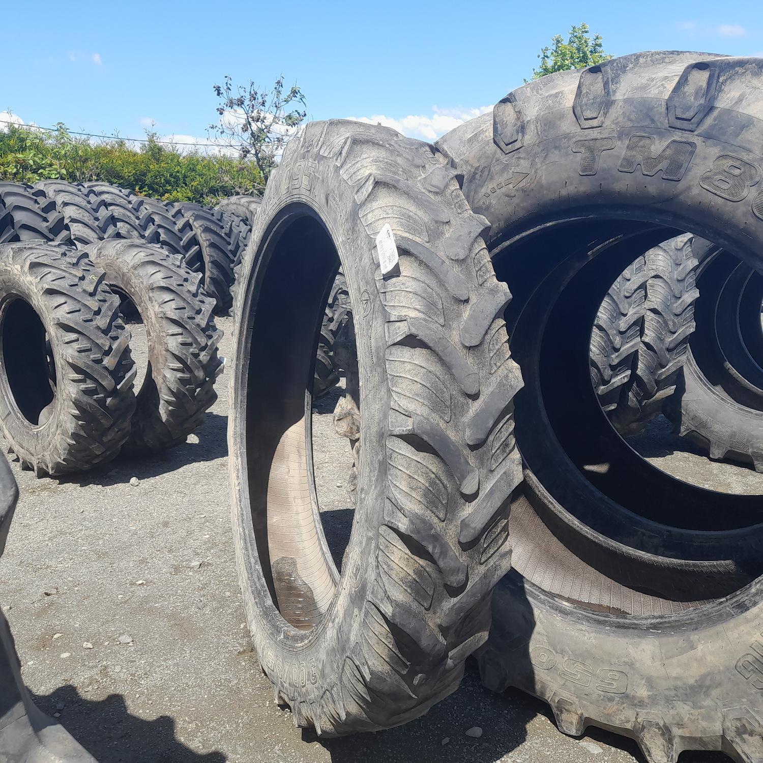  Cauciucuri 300/95R46 Taurus