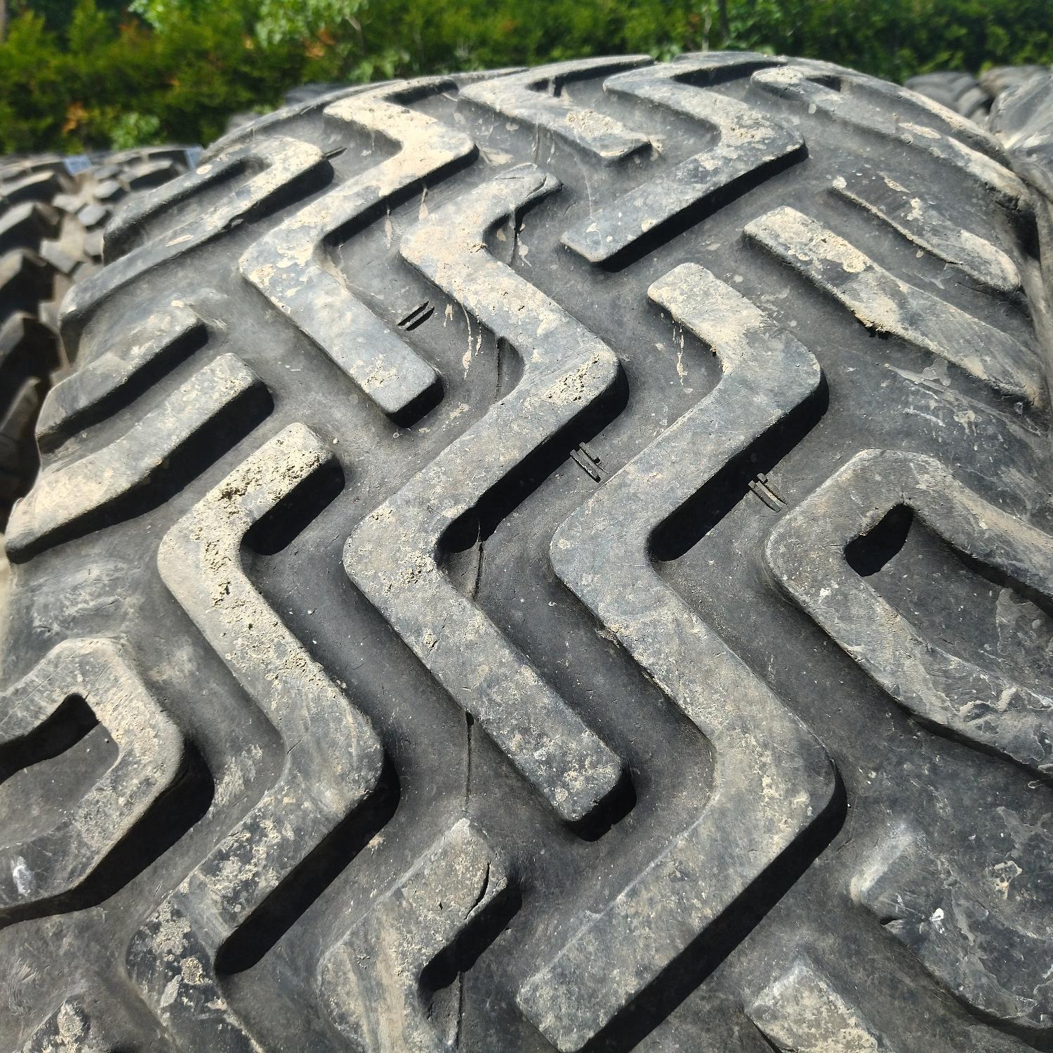  Cauciucuri 440/50R17 Bkt