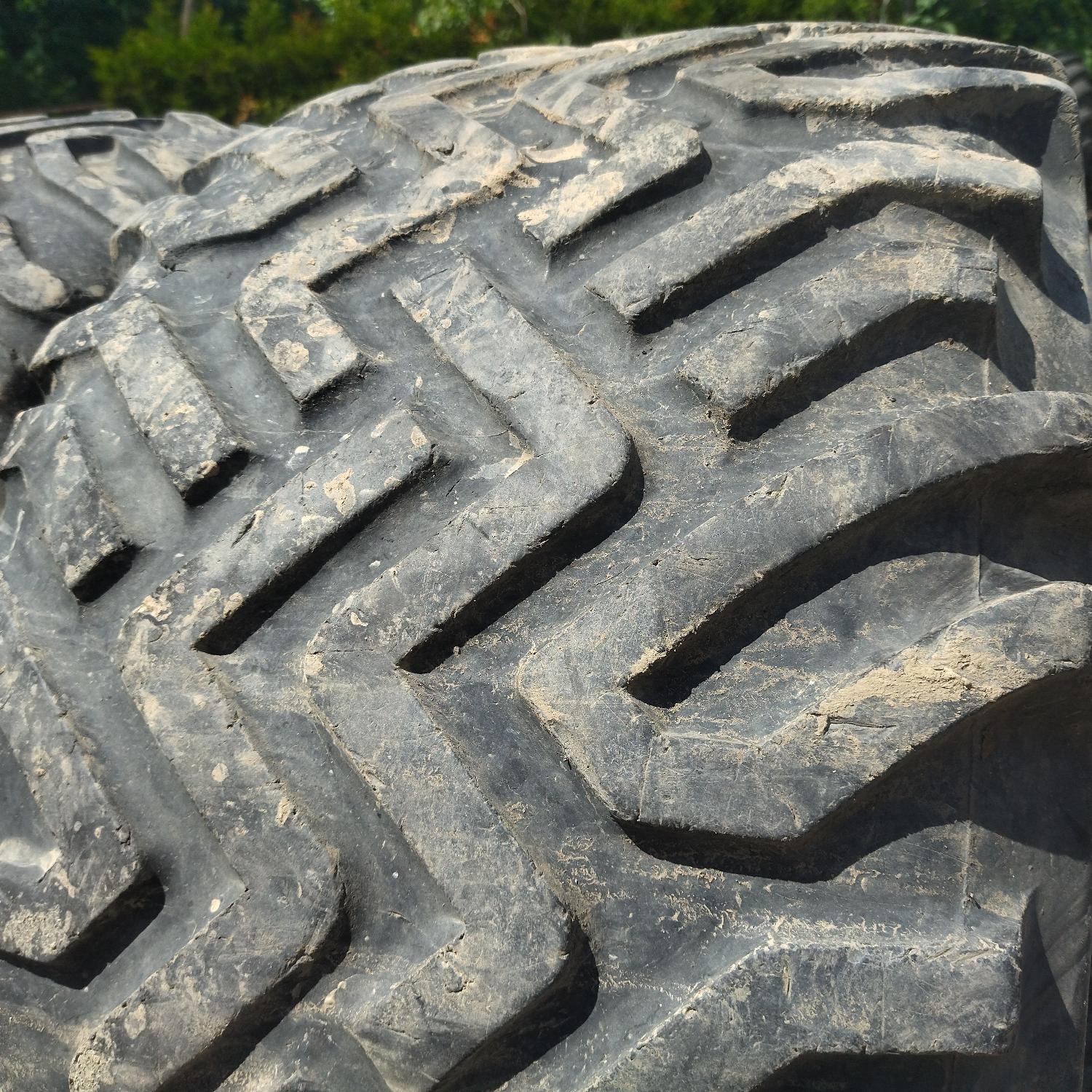  Cauciucuri 440/50R17 Continental