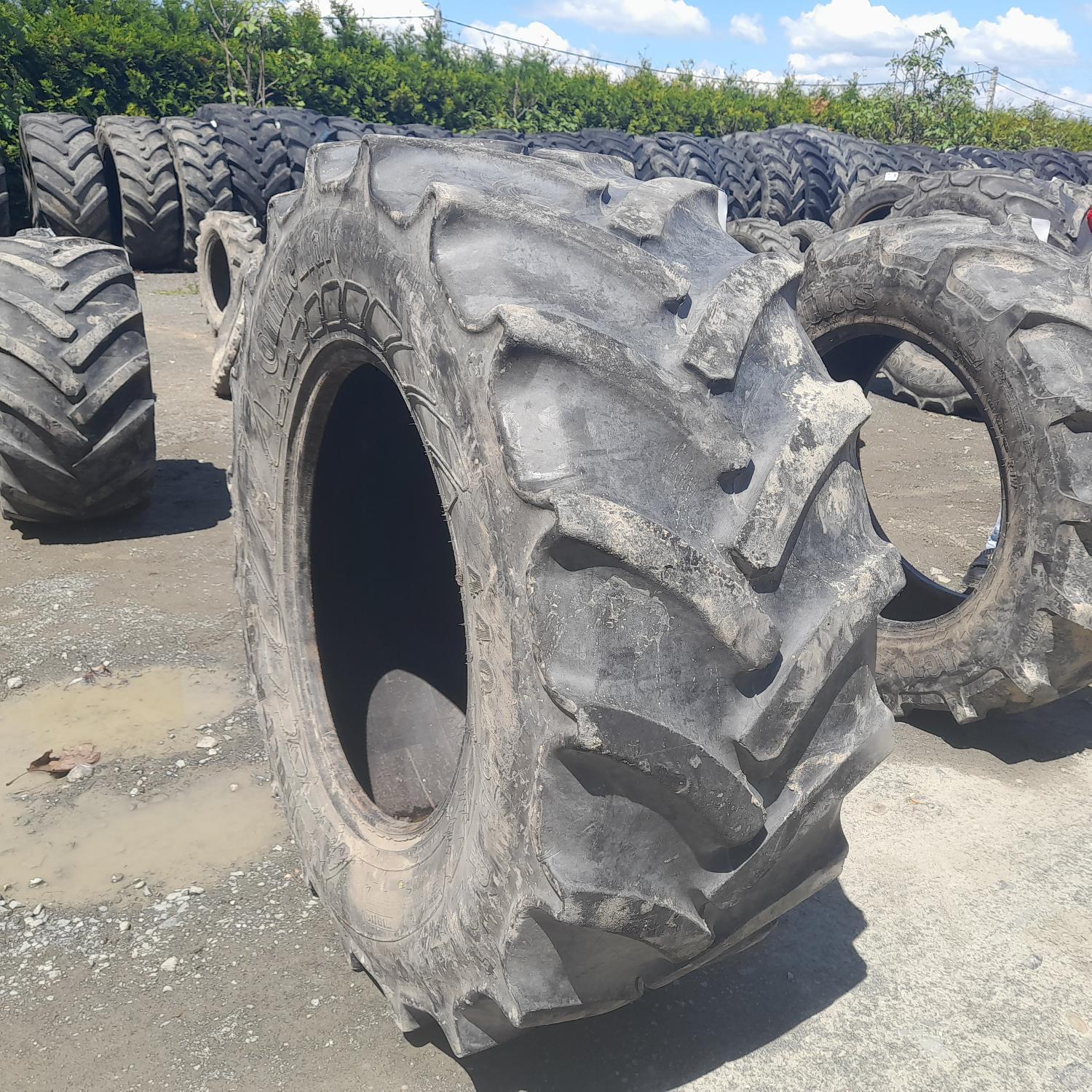  Cauciucuri 440/65R24 Continental