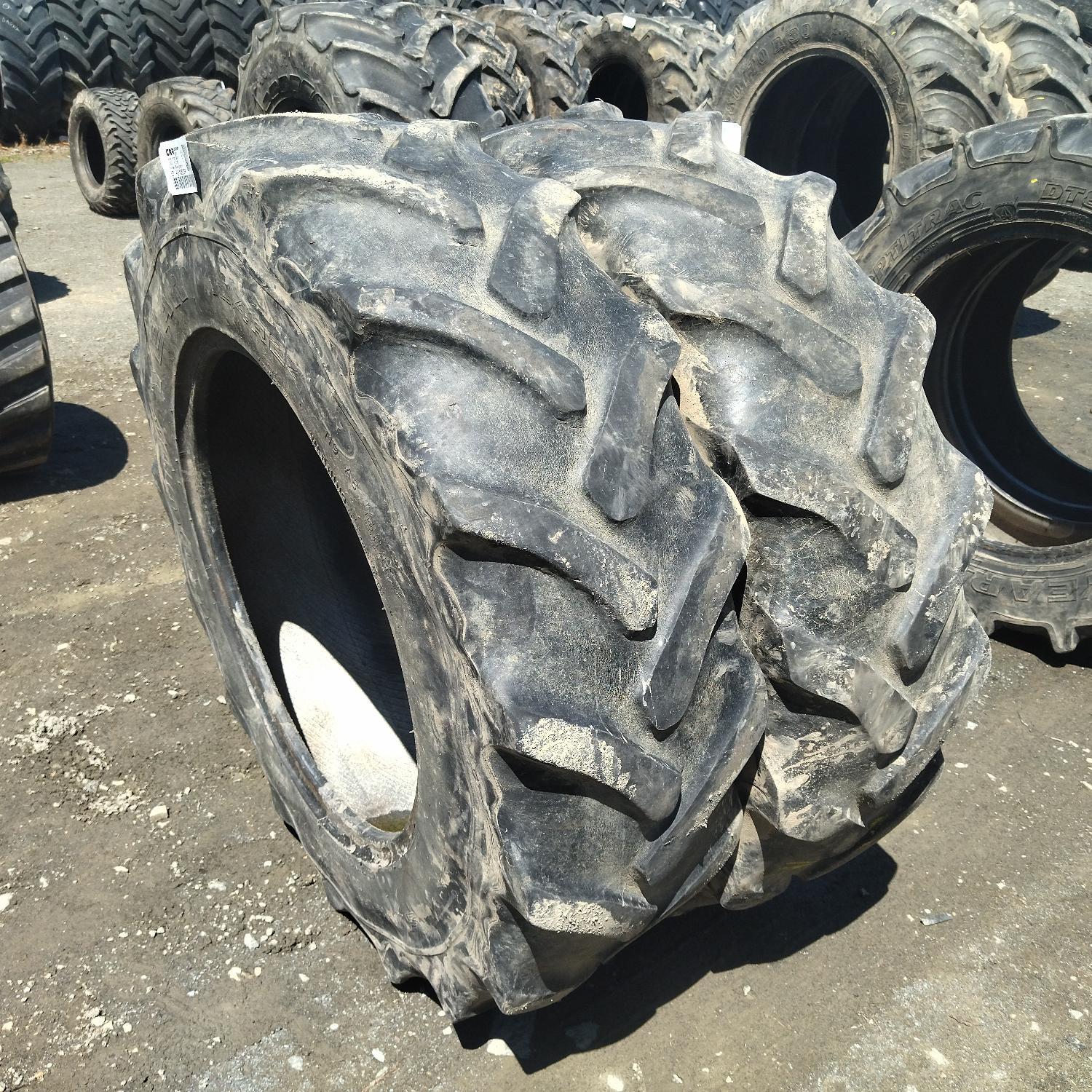  Cauciucuri 12.4R24 Goodyear