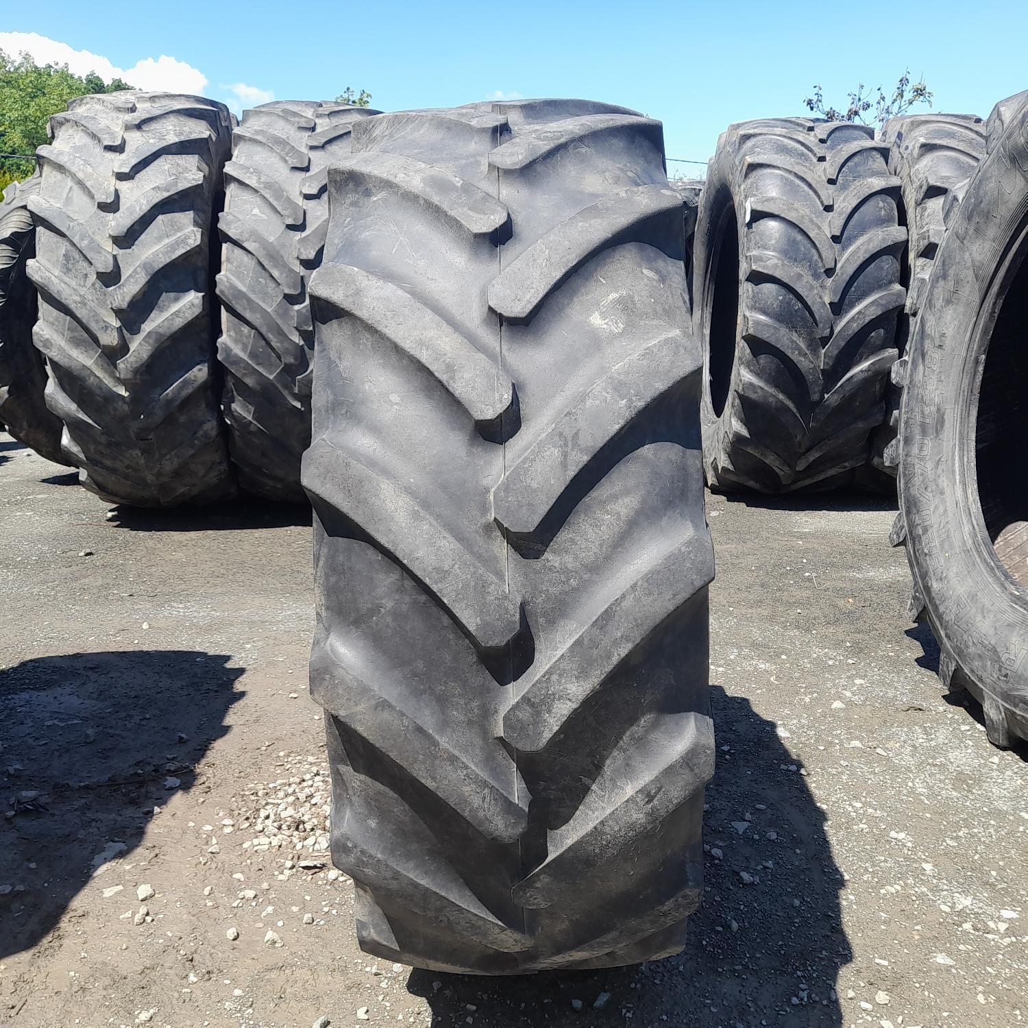  Cauciucuri 420/70R28 Continental