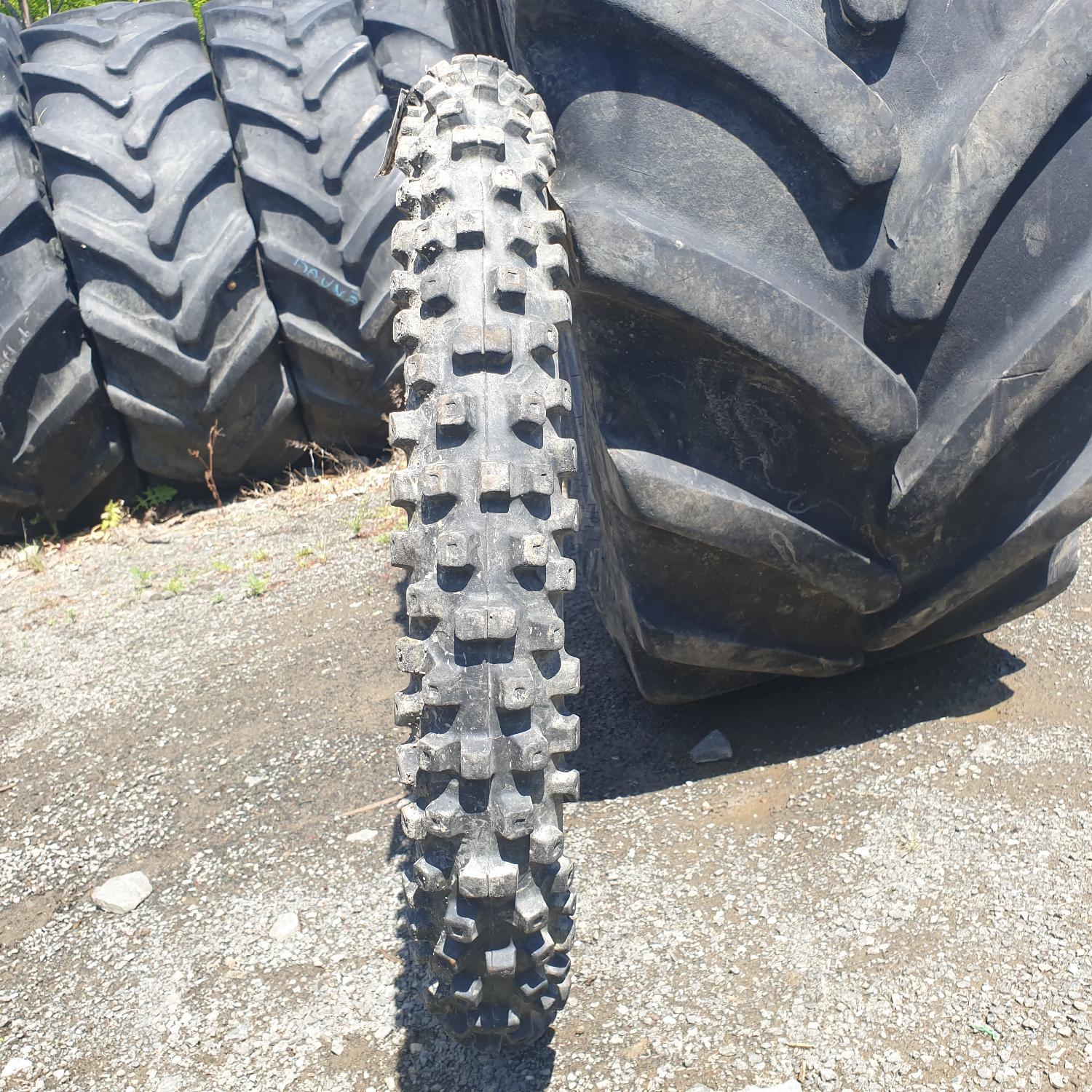  Cauciucuri 80/100-21 Bridgestone