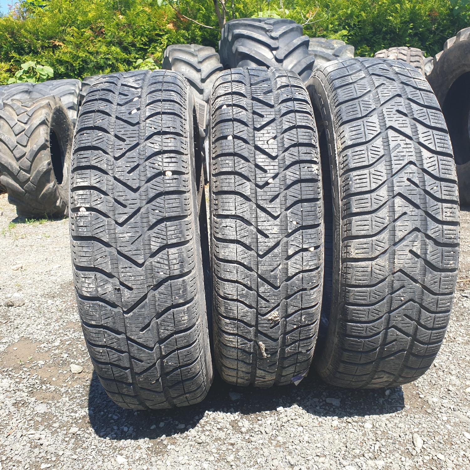  Cauciucuri 165/65R14 Pirelli